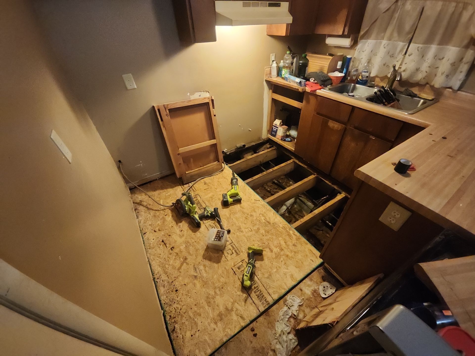 Kitchen Remodel by Swift Signings and Services LLC