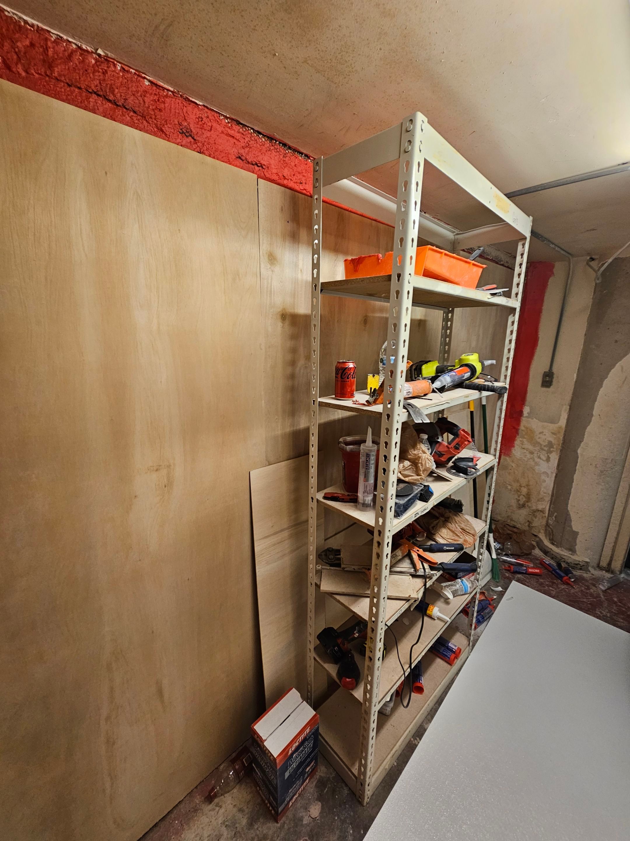 Showers & Storage by EL-GC LLC