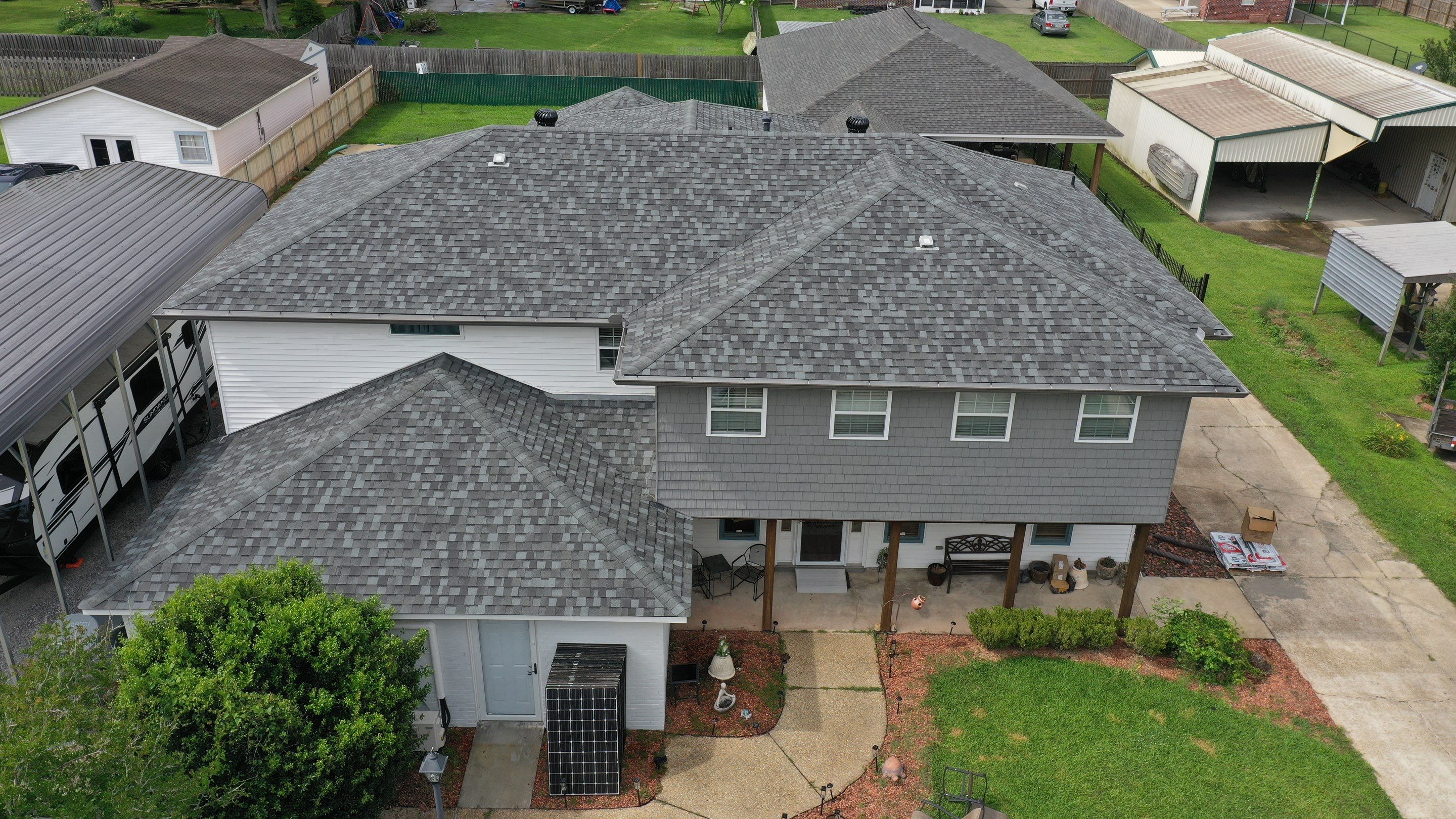 Top Team Roofing & Construction featured photo.