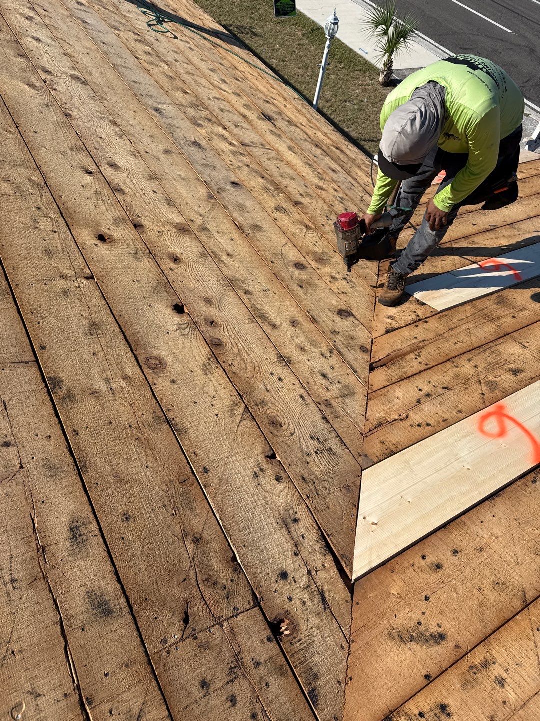 Project in Seminole 33772 by Mitchell Roofing Company LLC 