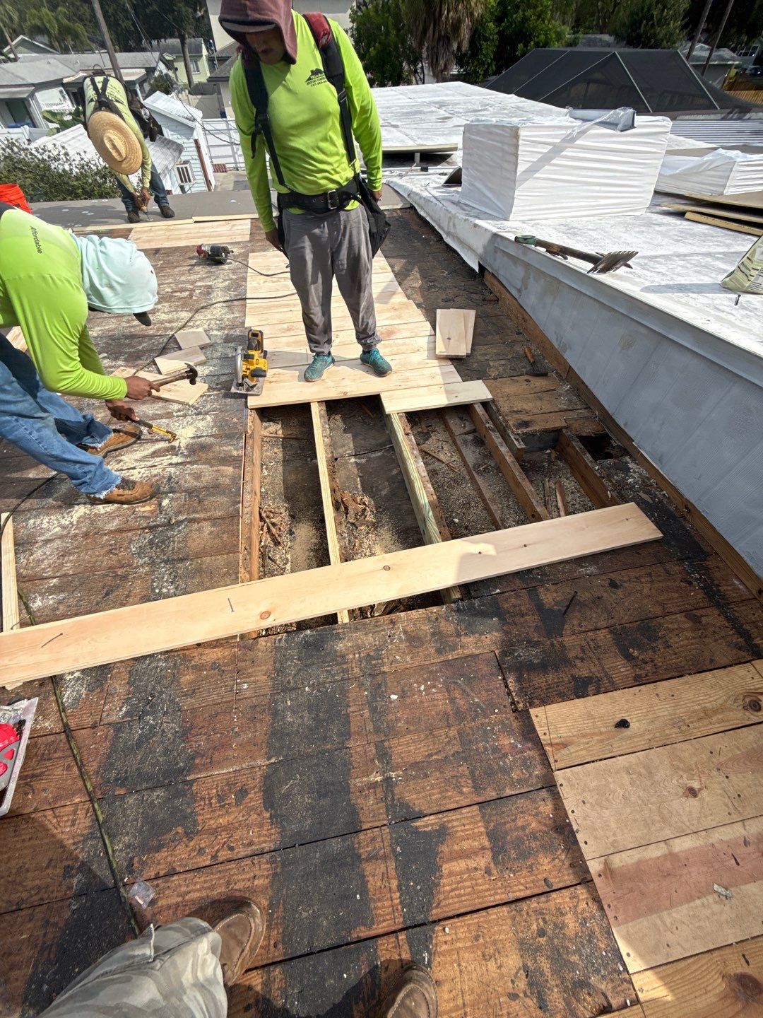 Project in St. Petersburg 33703 by Mitchell Roofing Company LLC