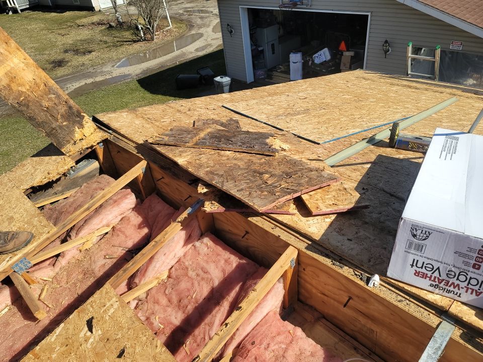 CERTAINTEED LANDMARK COLOR: BURNT SIENNA DRIP EDGE: MUSKET BROWN by Eagle Eye Roofing