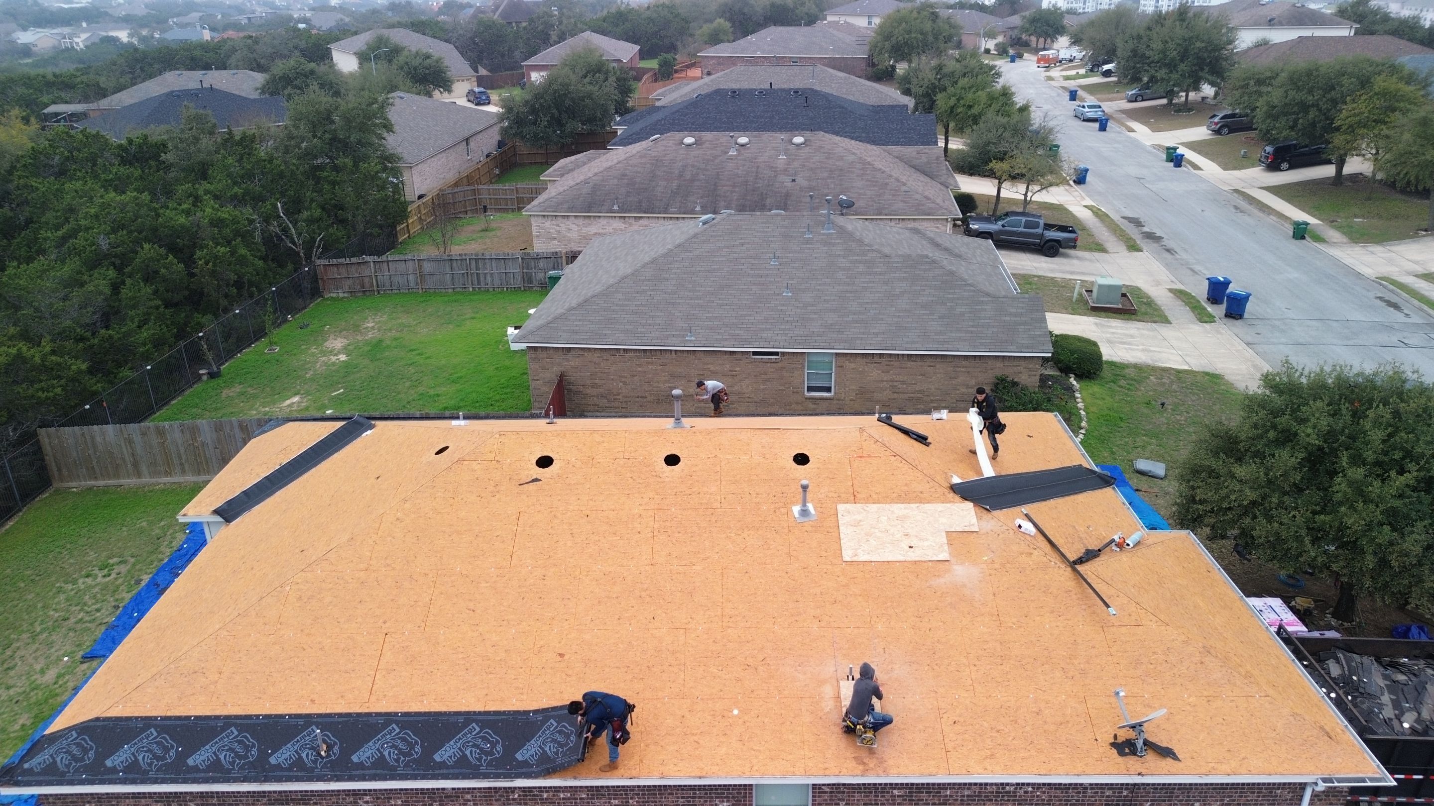 Residential Roof Replacement using 30 Year Laminate Shingles with High Profile Ridge by Premier Roofing and Contracting