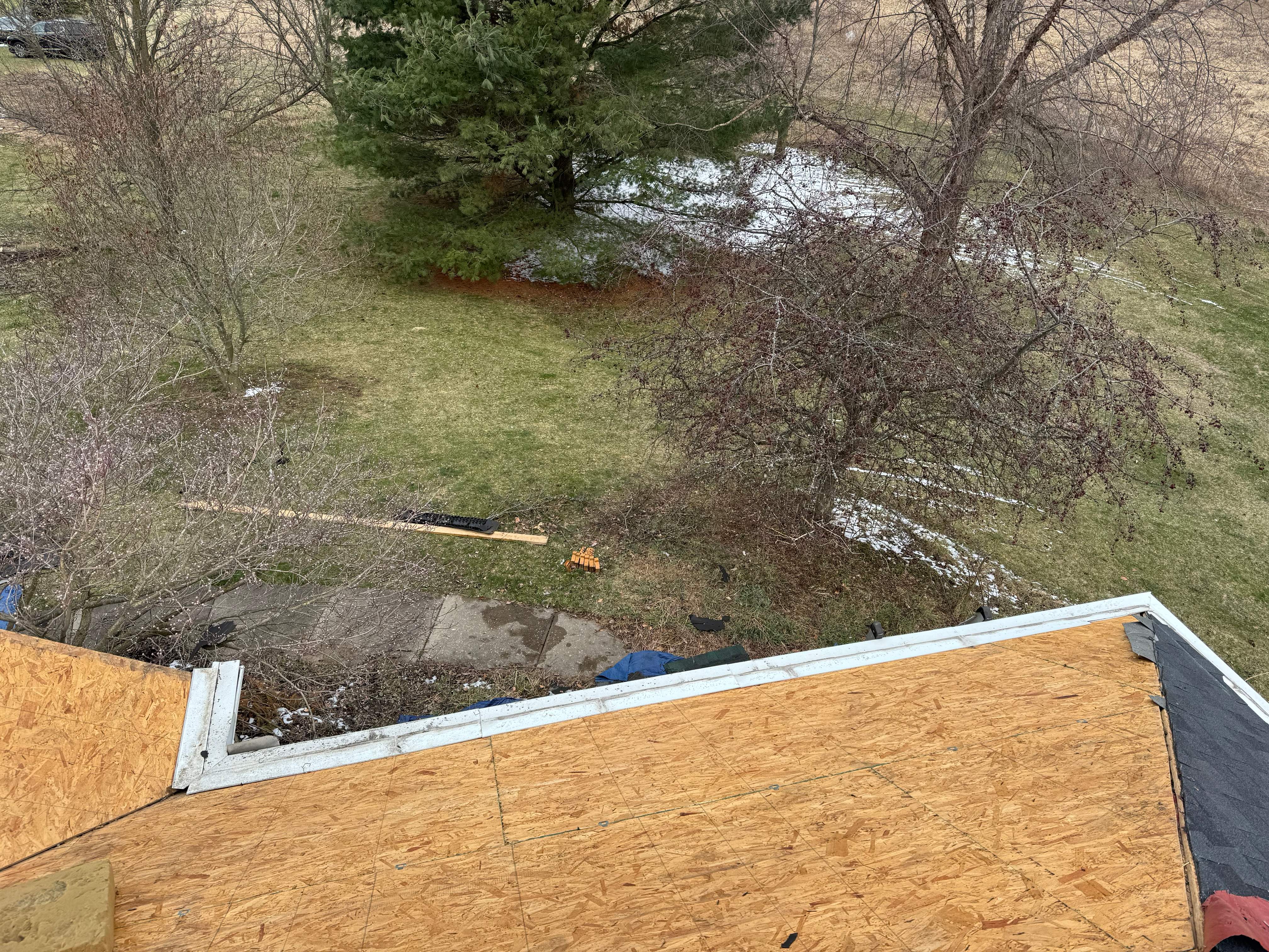 Residential Roofing Installation using Certainteed Landmark ClimateFlex by GRACCO