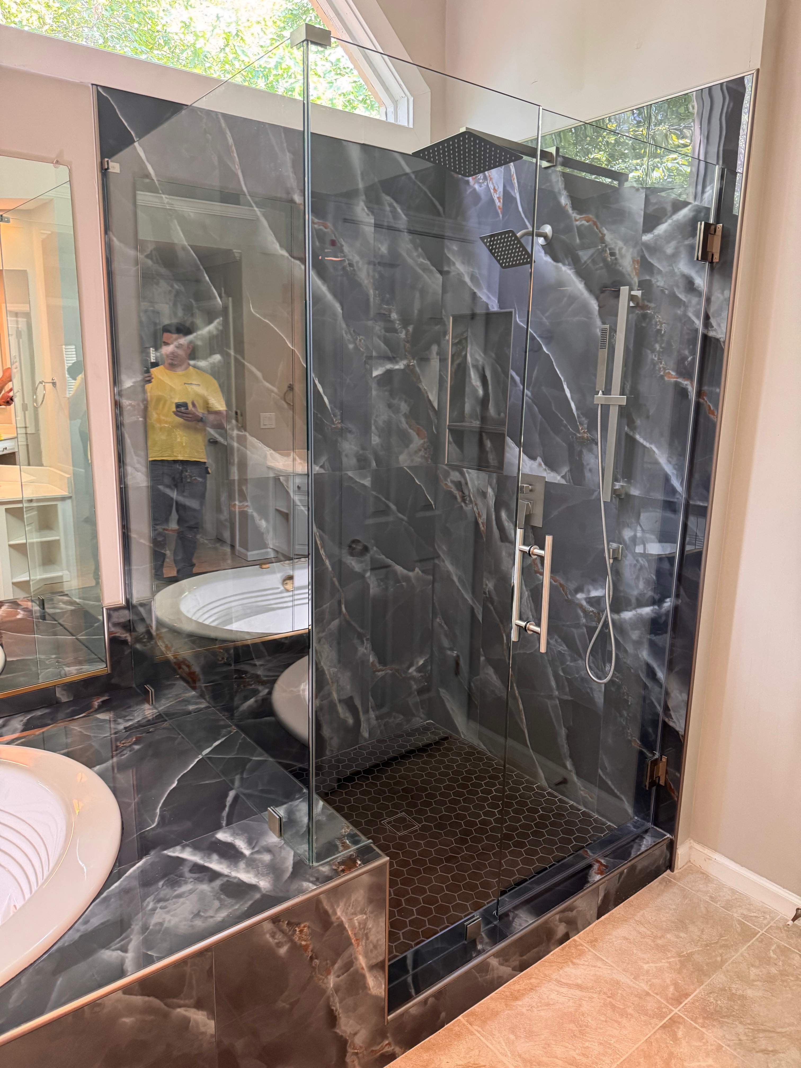 Master bathroom renovation by Prudencio