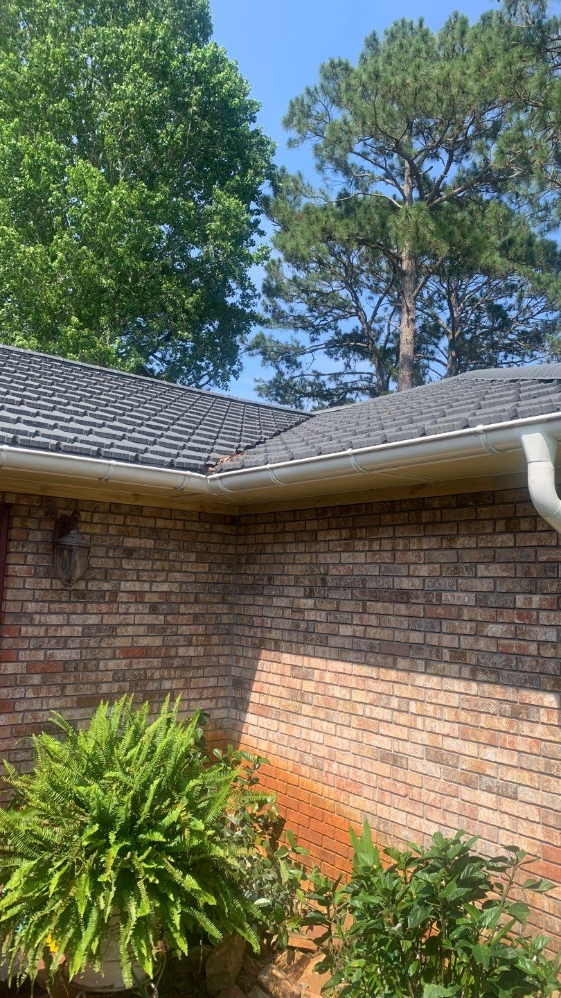 Soffit and Fascia Installation using Vented Vinyl Soffit by Gutter Professors