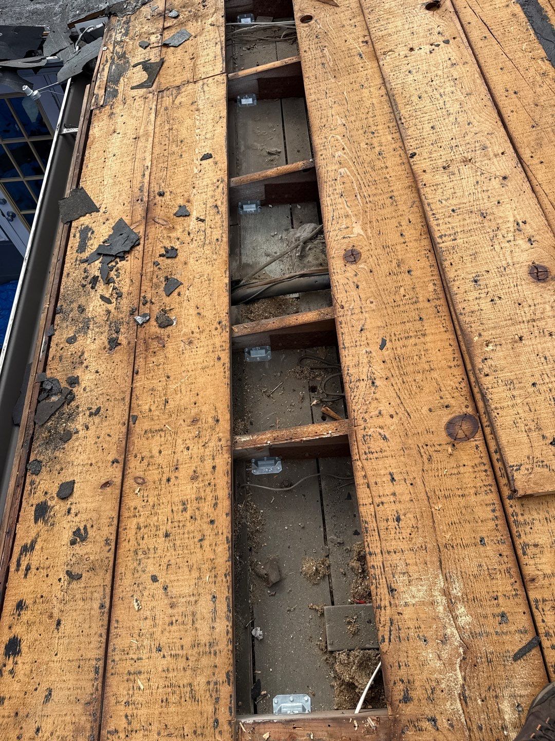 Project in St. Petersburg 33710 by Mitchell Roofing Company LLC