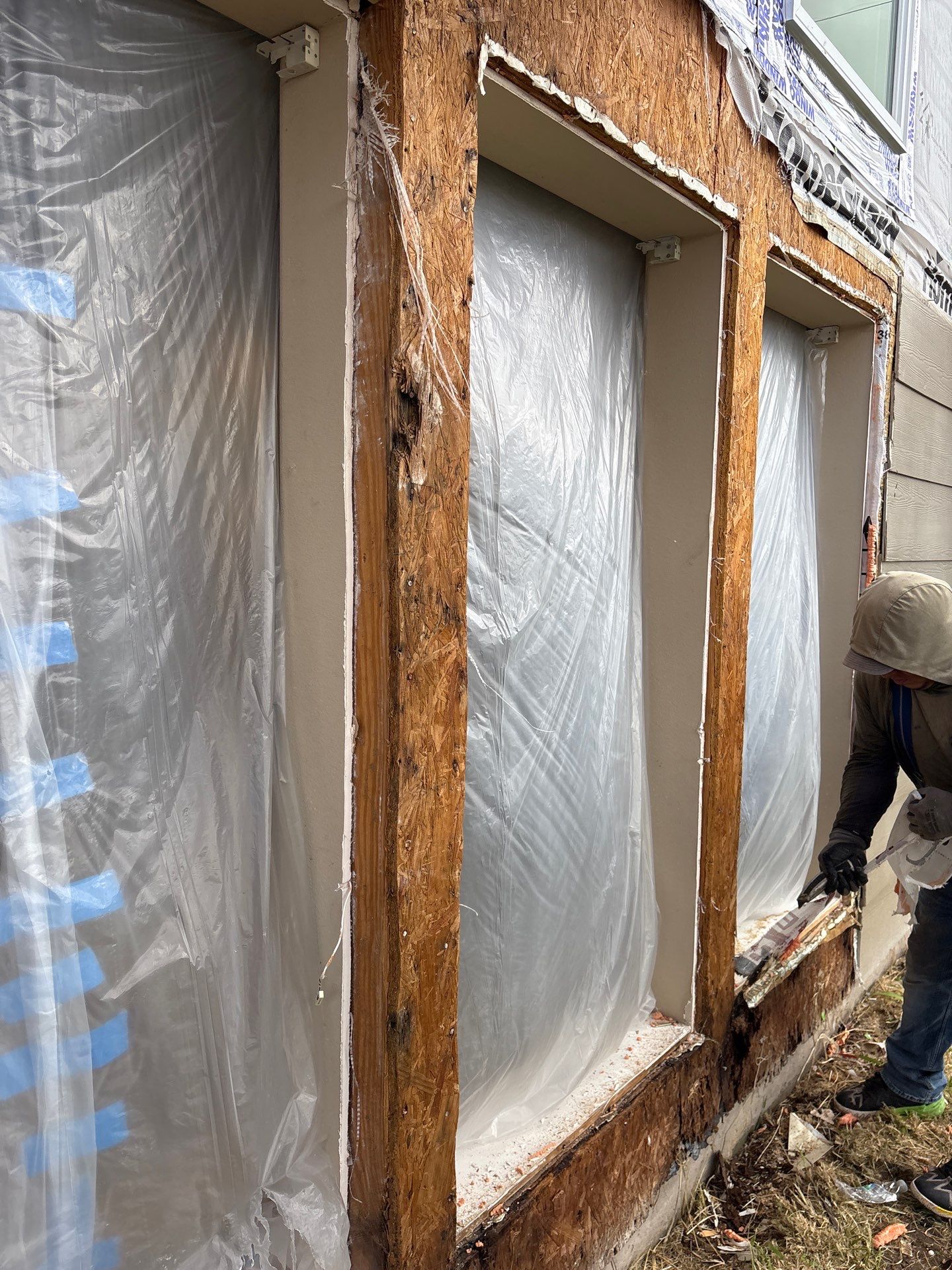 Poorly installed Windows WILL Destroy a home! by Bayfront Roofing and Construction
