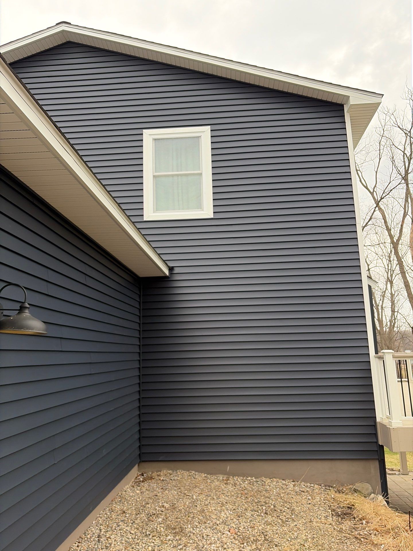 Siding Replacement using Alside Charter Oak D4.5" by 180 Contractors