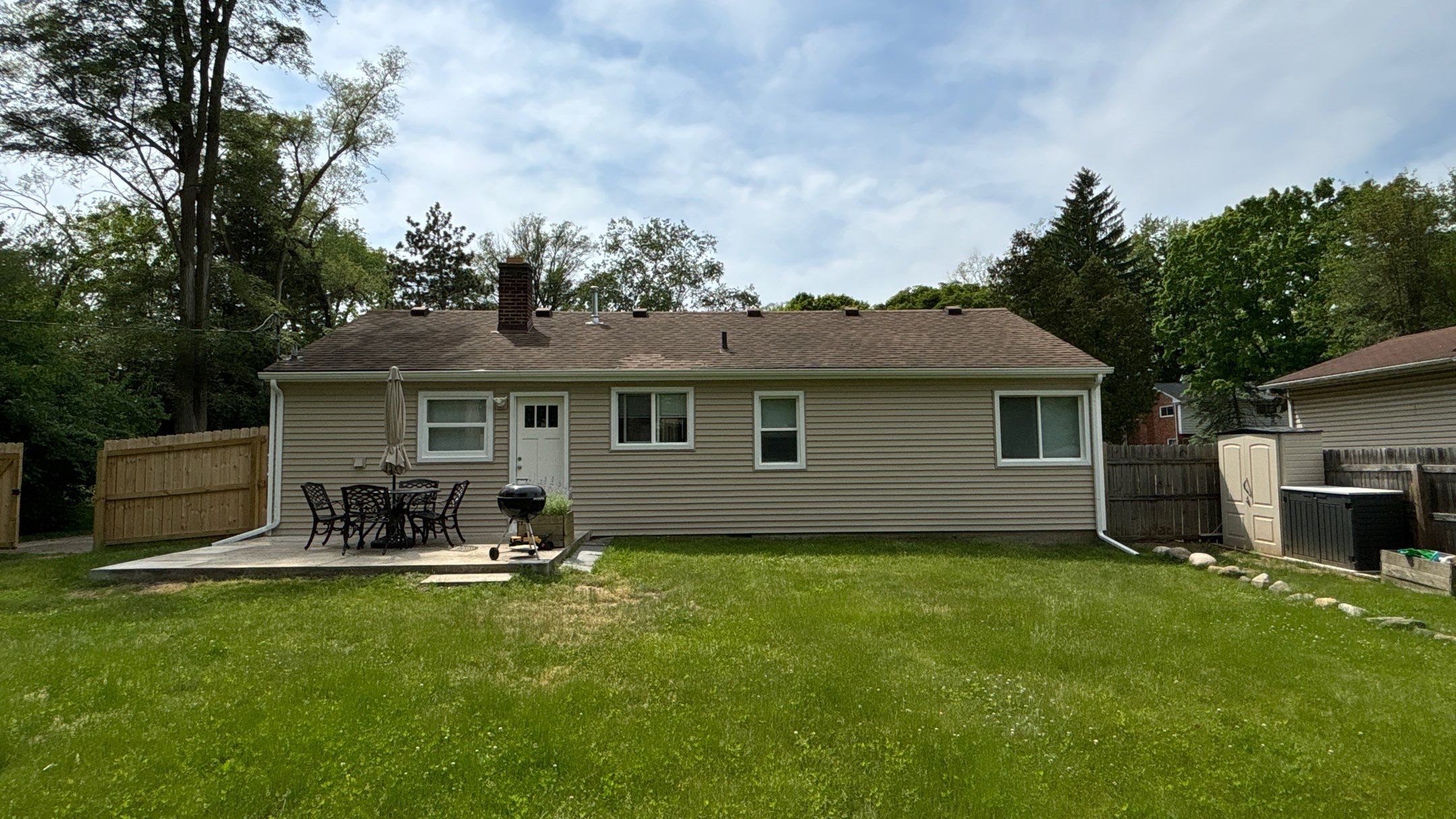 Siding Replacement using Certainteed Classic Restoration D4 by 180 Contractors