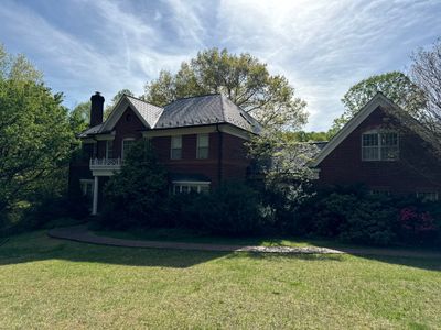 Clifton Multi-Trade Restoration: DaVinci Single Width Slate in Slate Black