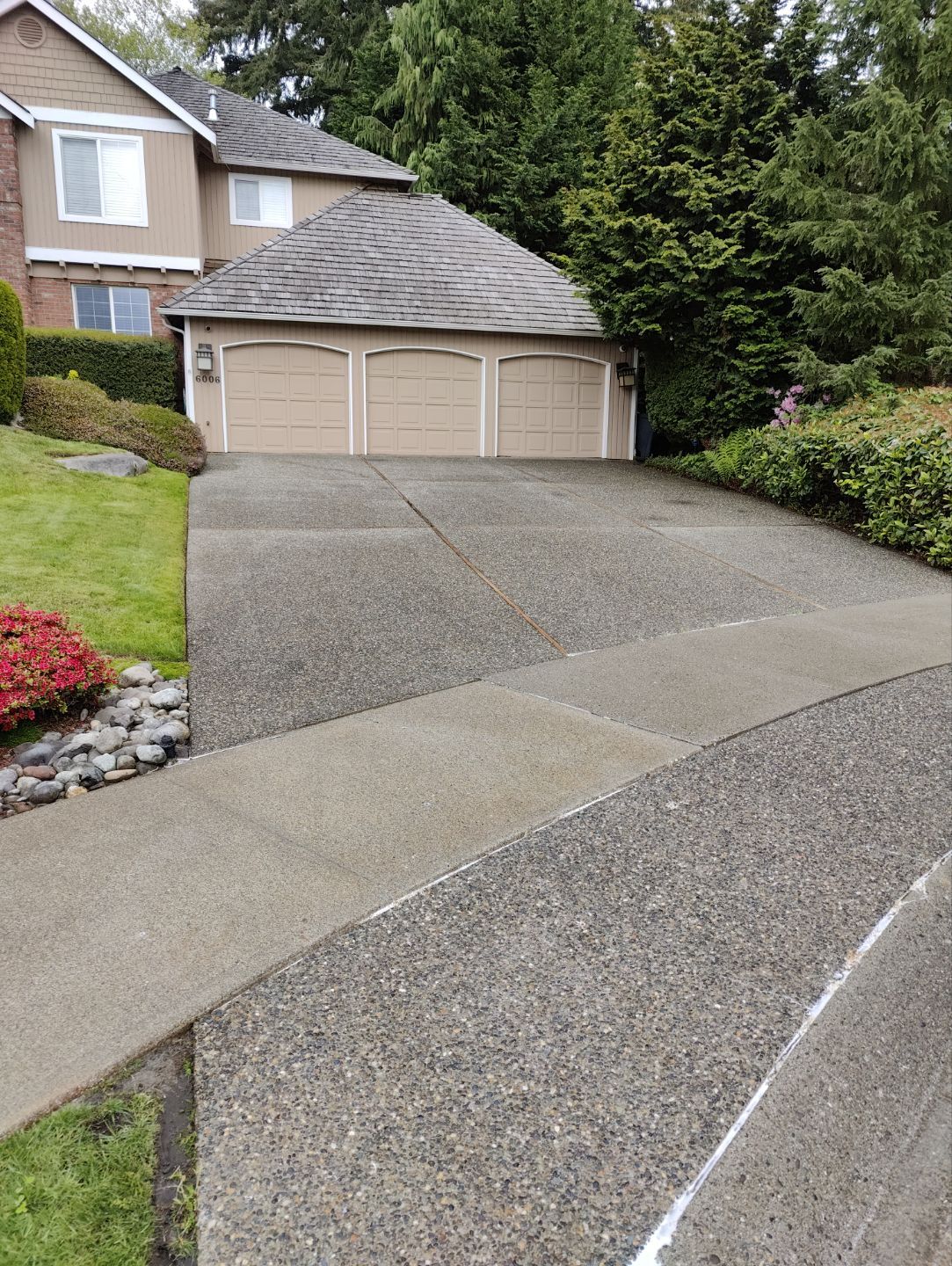 Premium Pressure Washing in Bellevue by WindowWorks