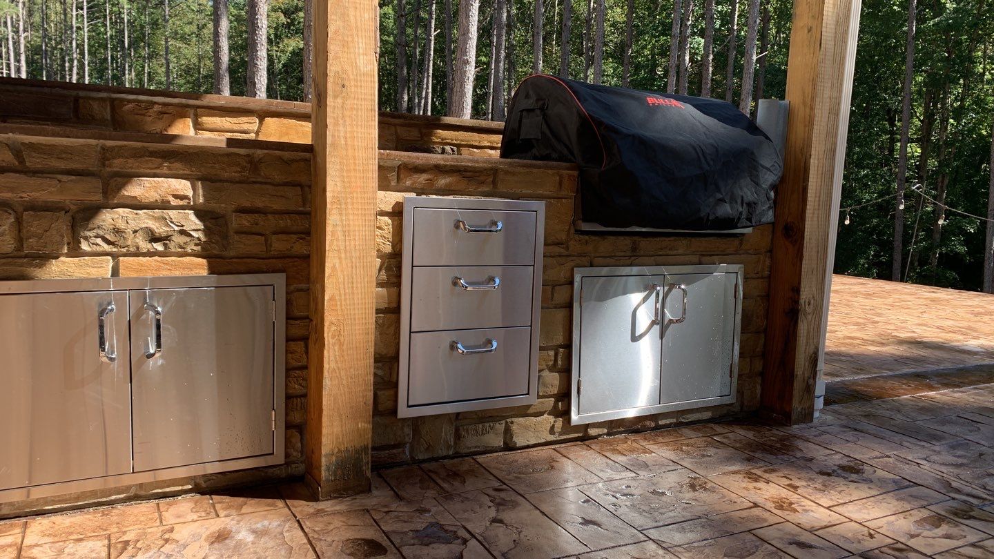 Outdoor Kitchen using Clifrock Panels by Xtreme Concrete Services