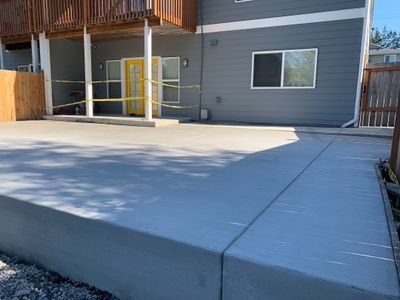 Genet | Concrete Patio
