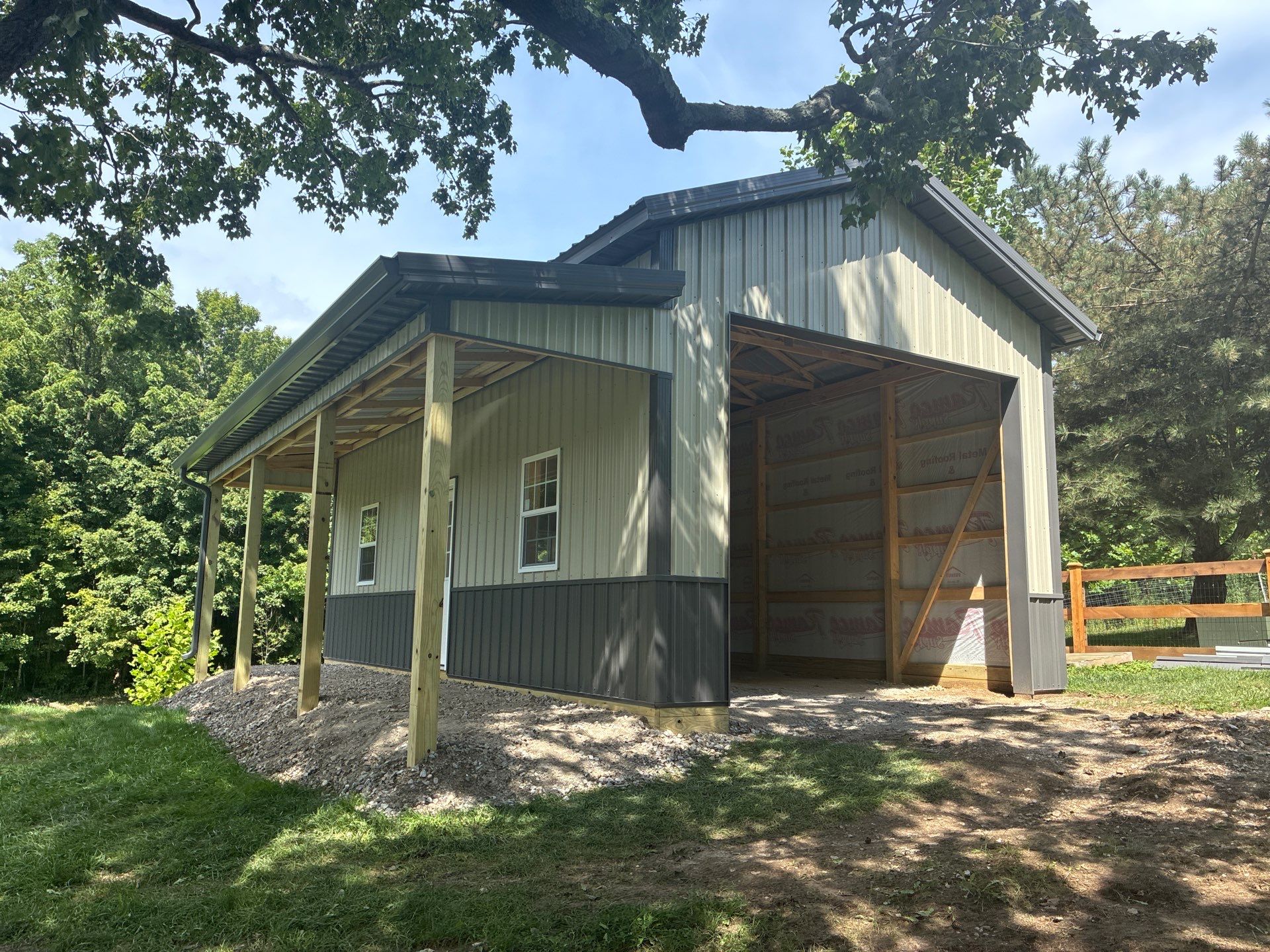 Project in Arlington, IN by The Barn Builders 
