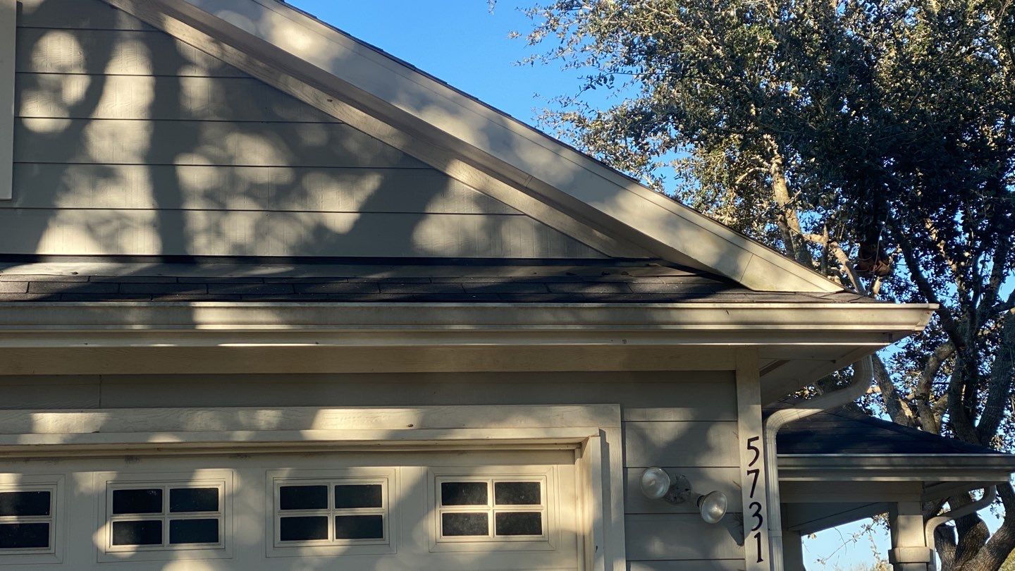 Hail Damage using Owen's Corning Duration (Lifetime) Shingles by Roof Repair Company