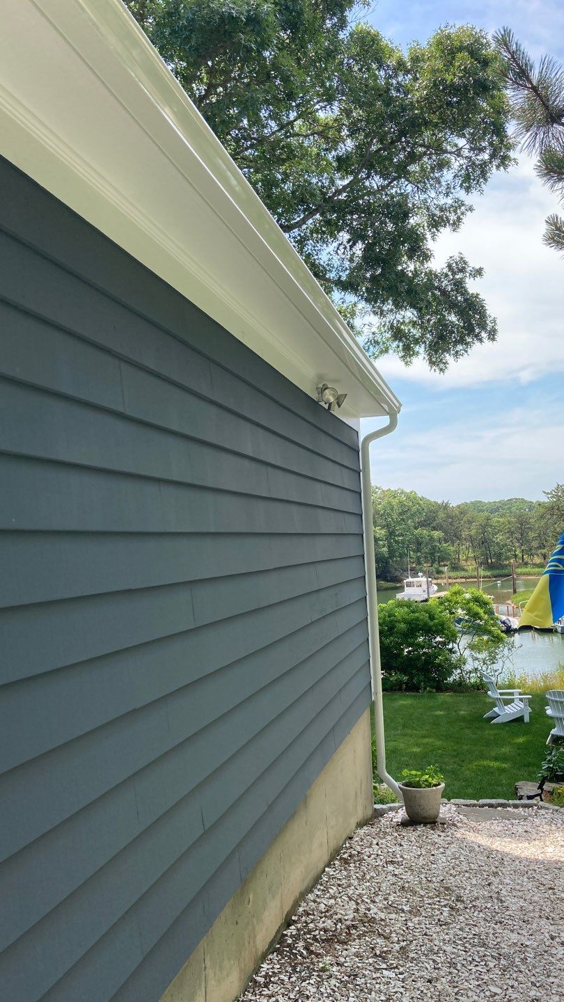 N. Falmouth, MA Gutter Installation using Duo Pro Dual Screen Hanging System by Gutter Pro Enterprises