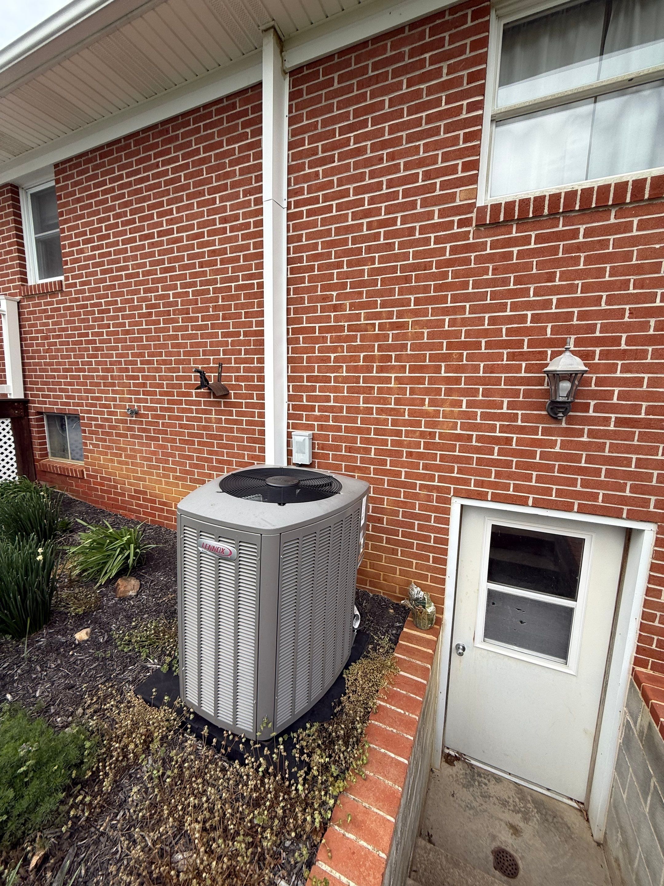 Amana 17 SEER2 install in Woodstock by Elemental Heating and air conditioning LLC