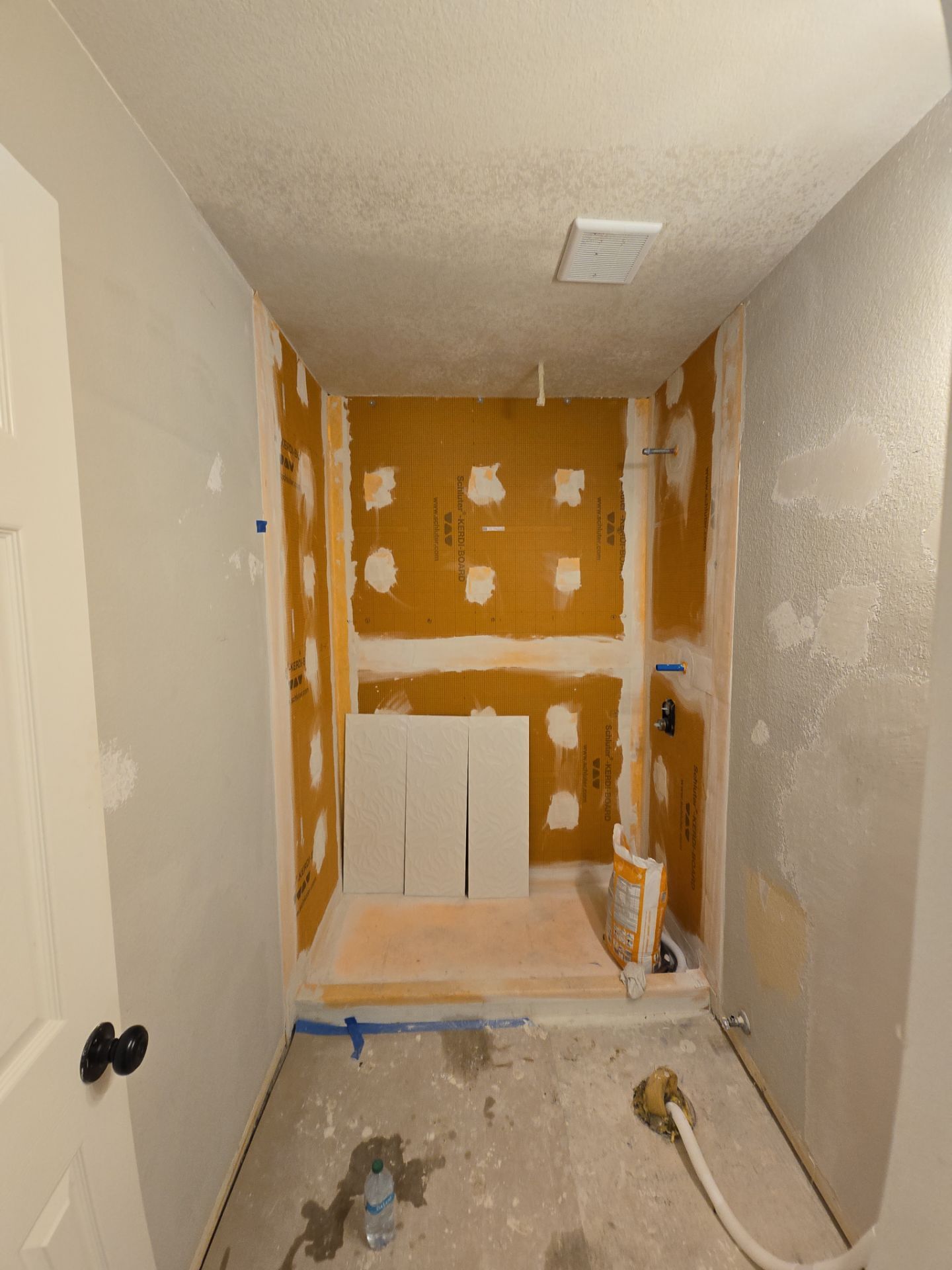 Guest bathroom remodel by SLM General Contractors & Roofing