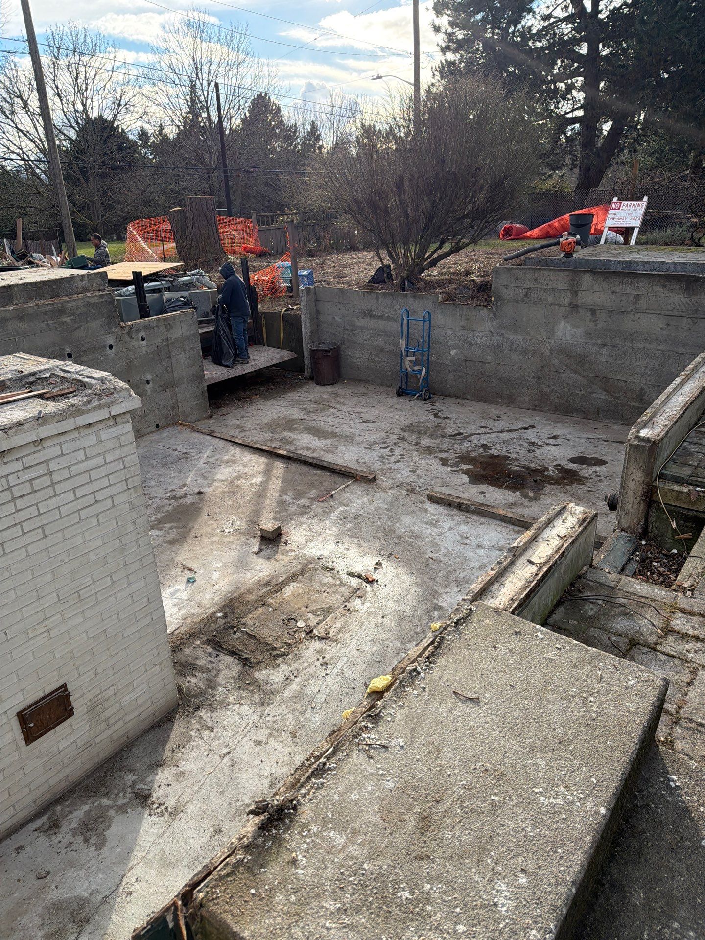 Hand Decon - NE 65th St by Sledge Seattle