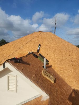 Residential Roofing Installation using Owen's Corning Duration (Lifetime) Shingles