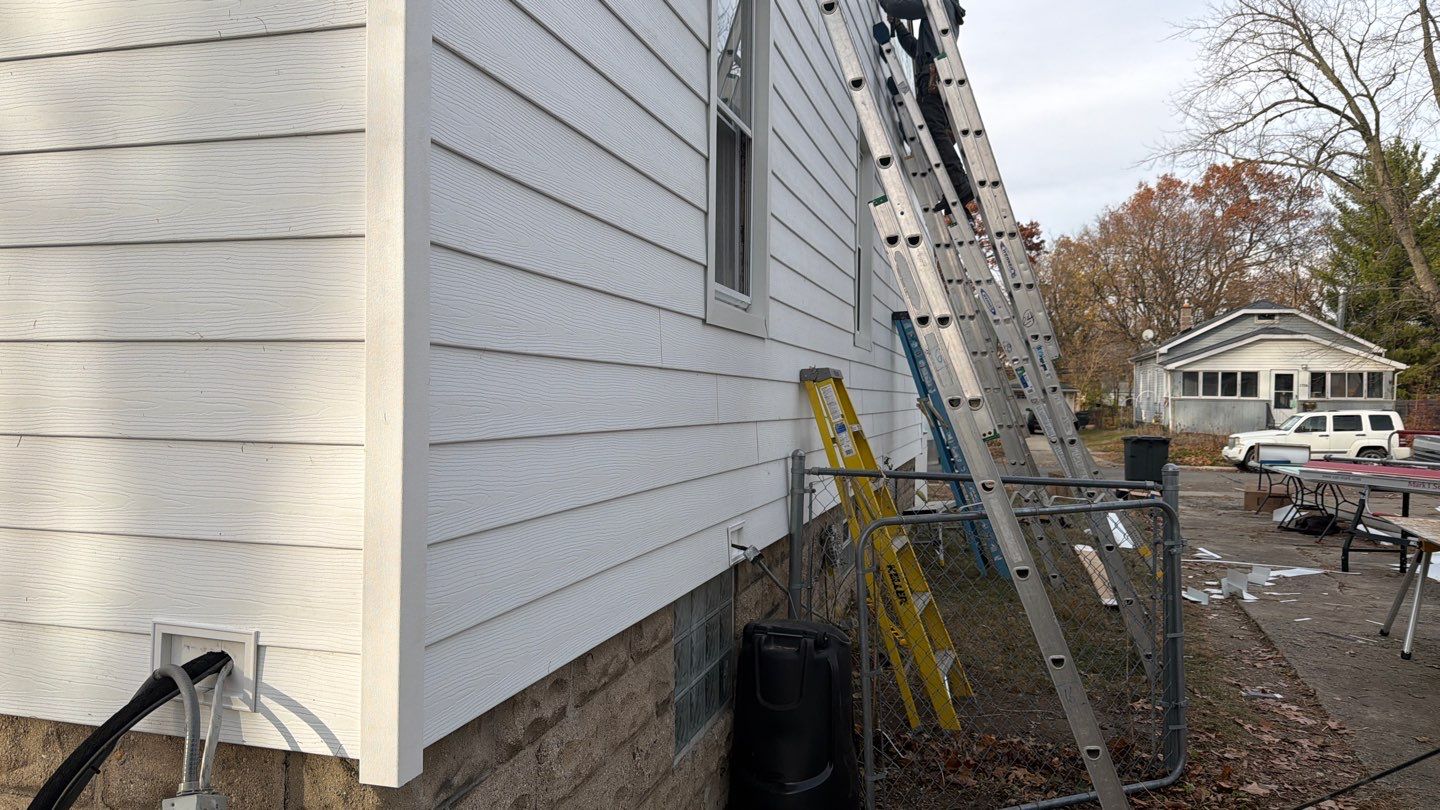 Siding Replacement using Ascend Glacier White by 180 Contractors