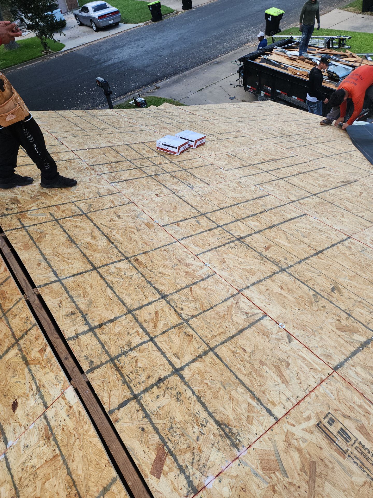 Residential Roofing Installation using Owen's Corning Duration (Lifetime) Shingles by Roof Repair Company