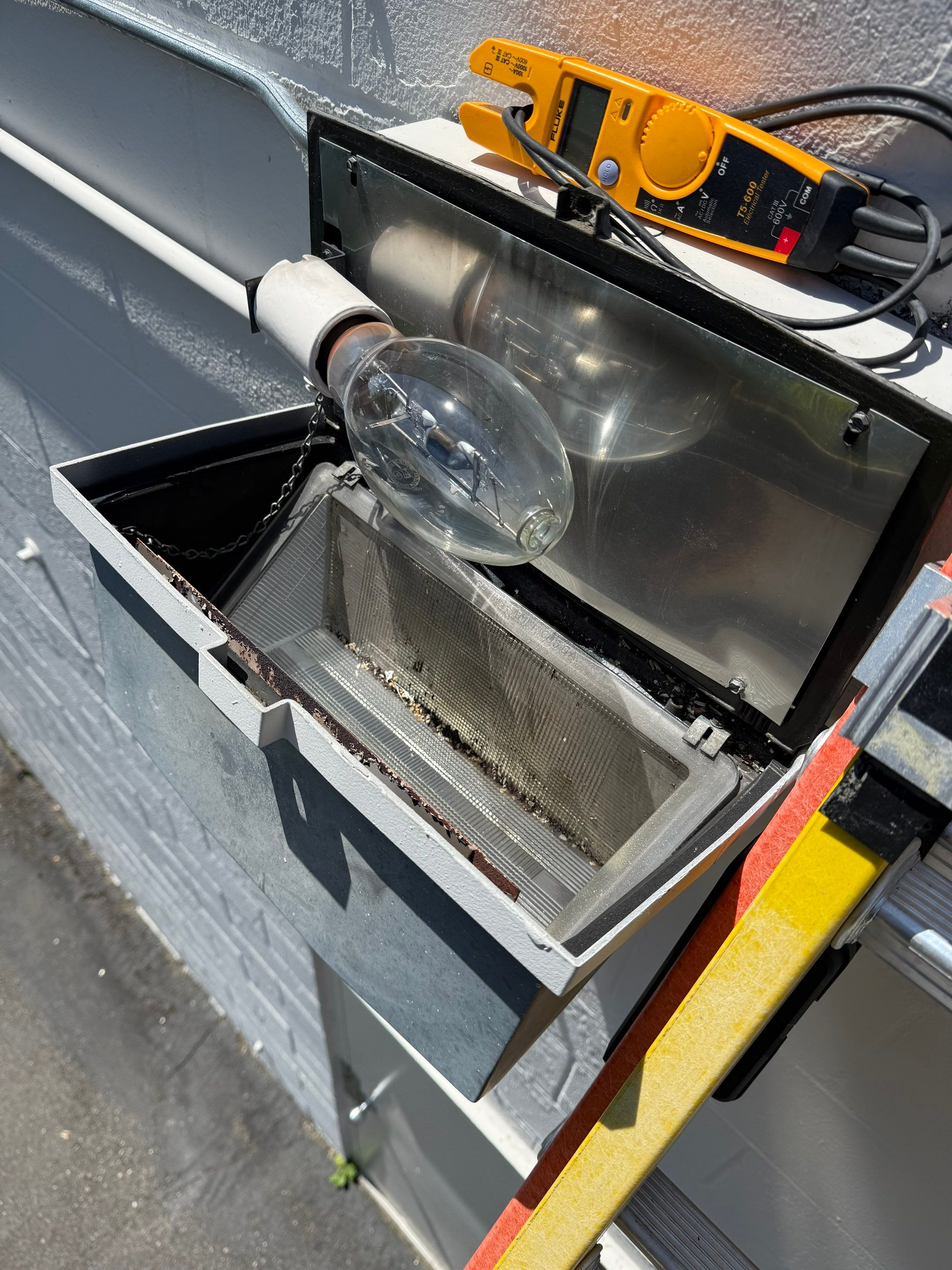 Lynnwood Wall Pack lighting Upgrade by Aztec Electric LLC