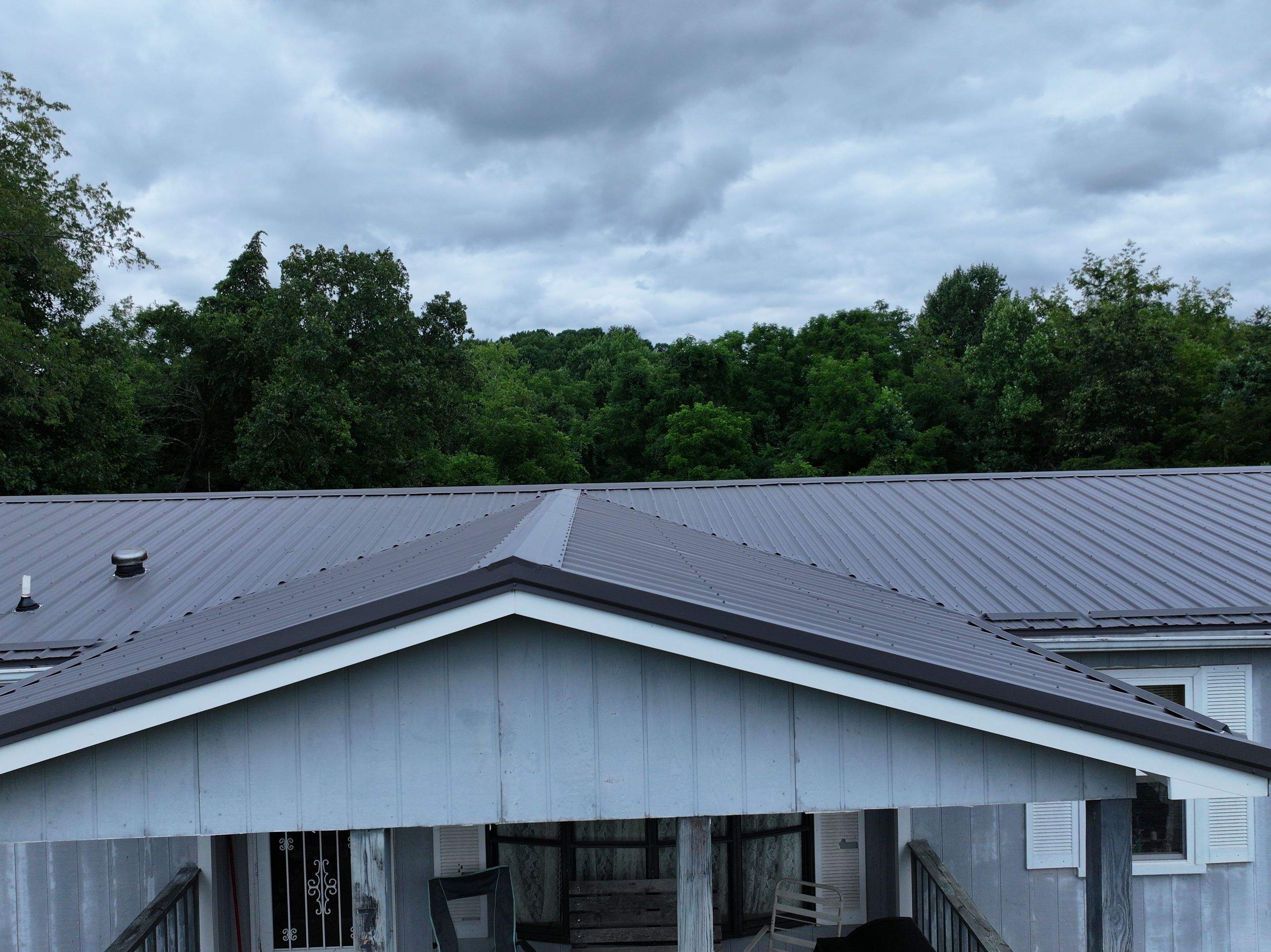 Hollingshead Residence by Omnia Roofing