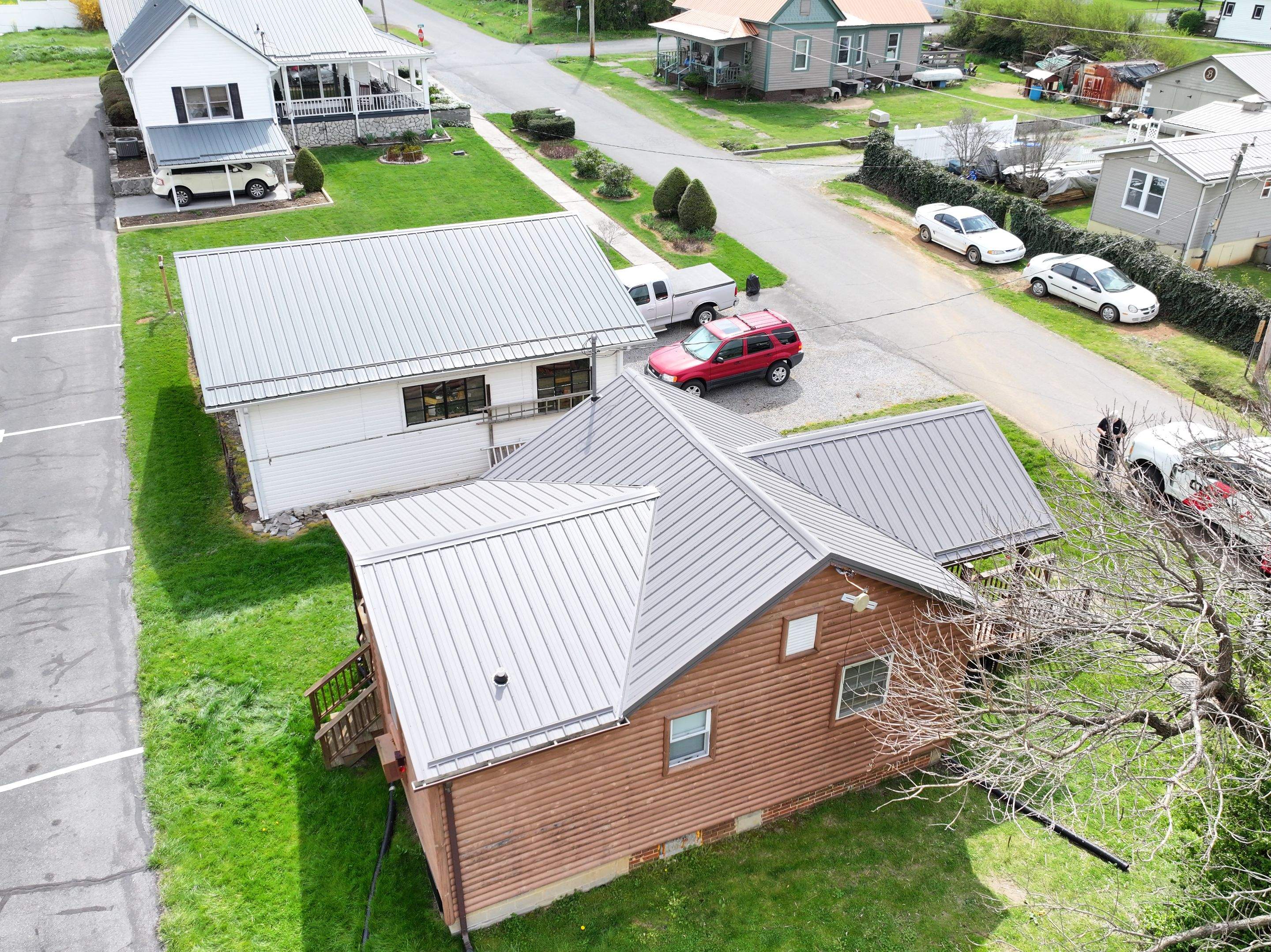 Horton Residence by Omnia Roofing