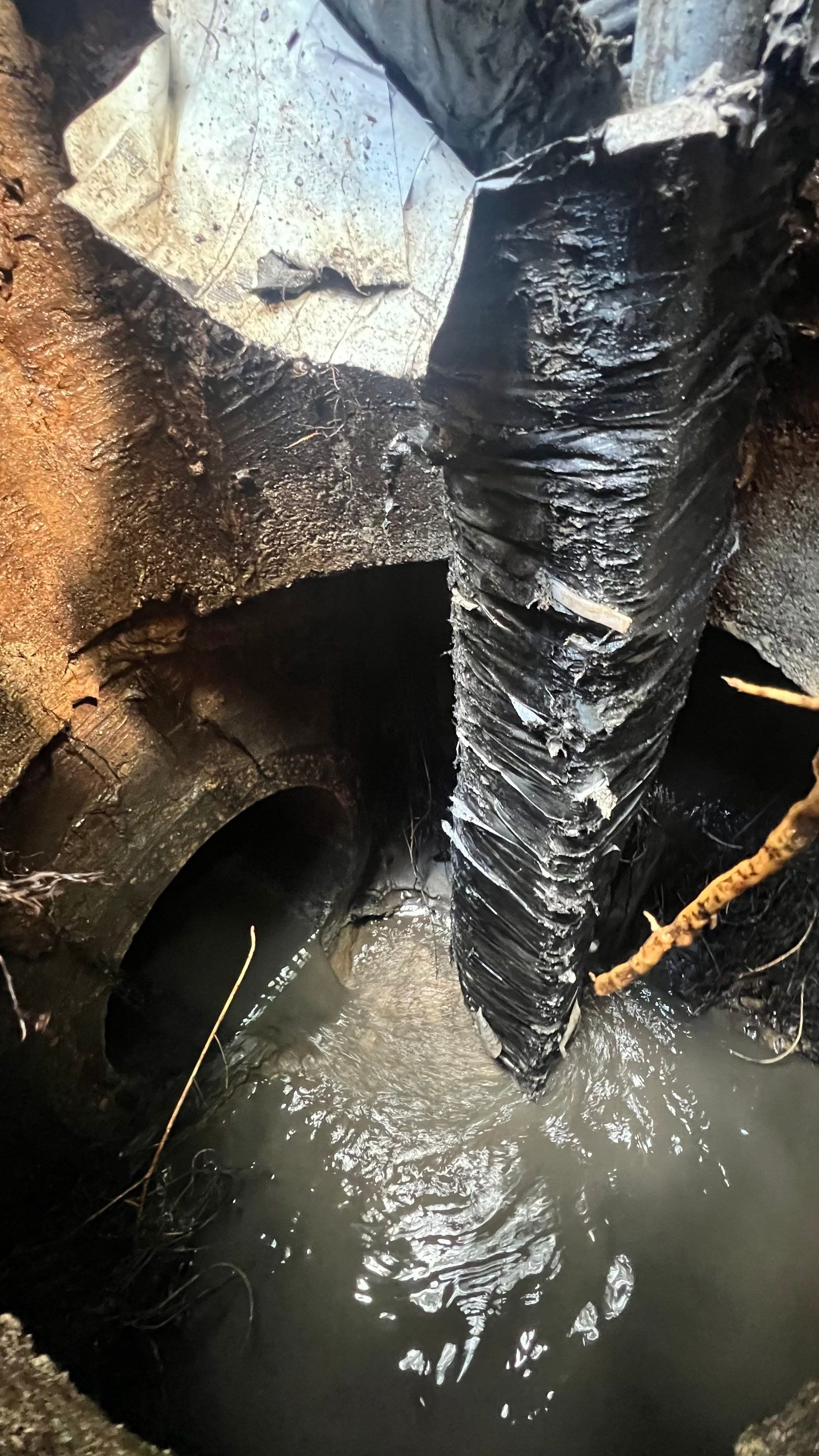 Naples Sunbelt Stormwater Catch Basin Cleaning by APS Power & Water