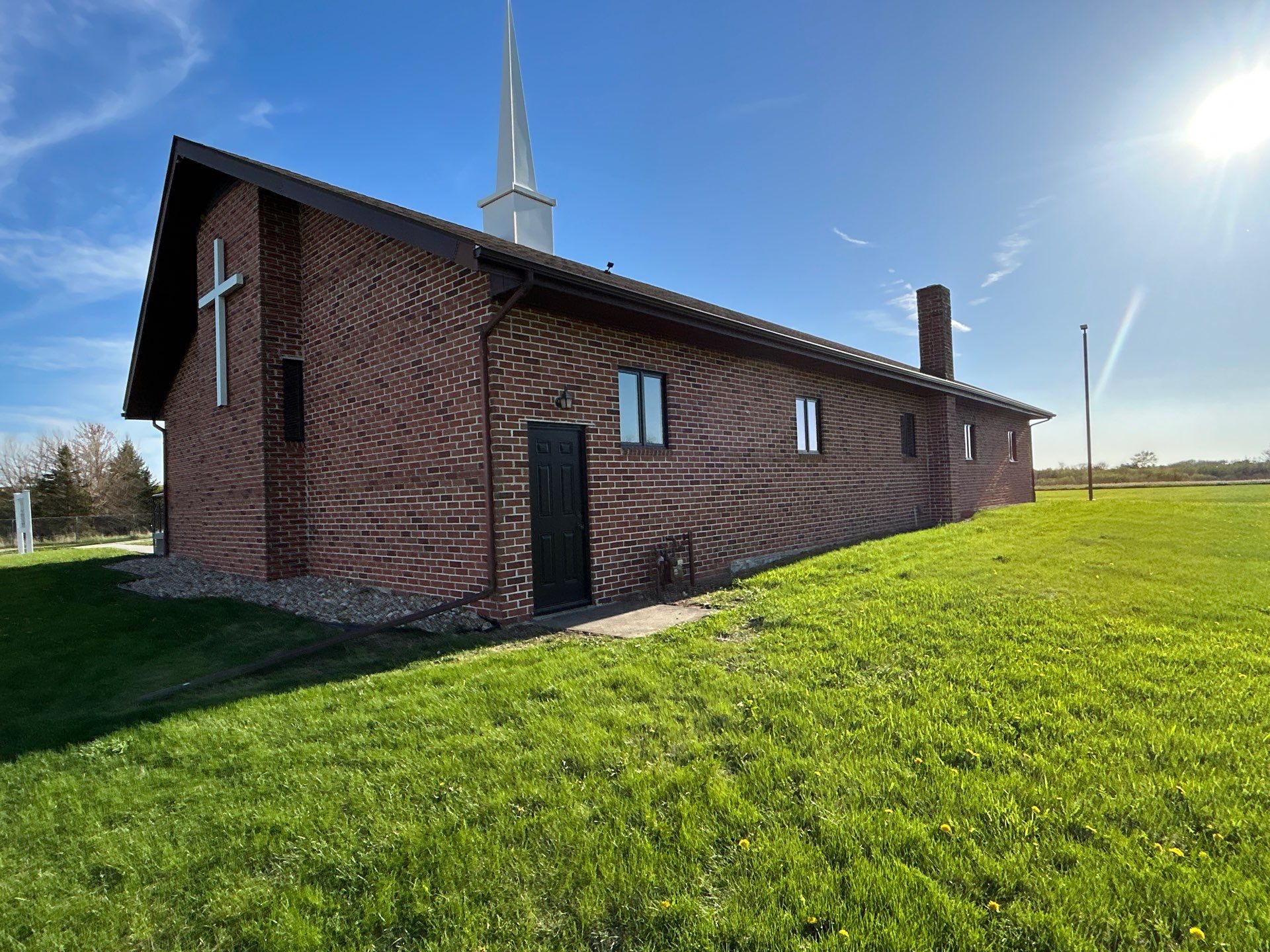 Window replacement using Pella Lifestyle wood/Aluminum window by United Windows and Siding LLC
