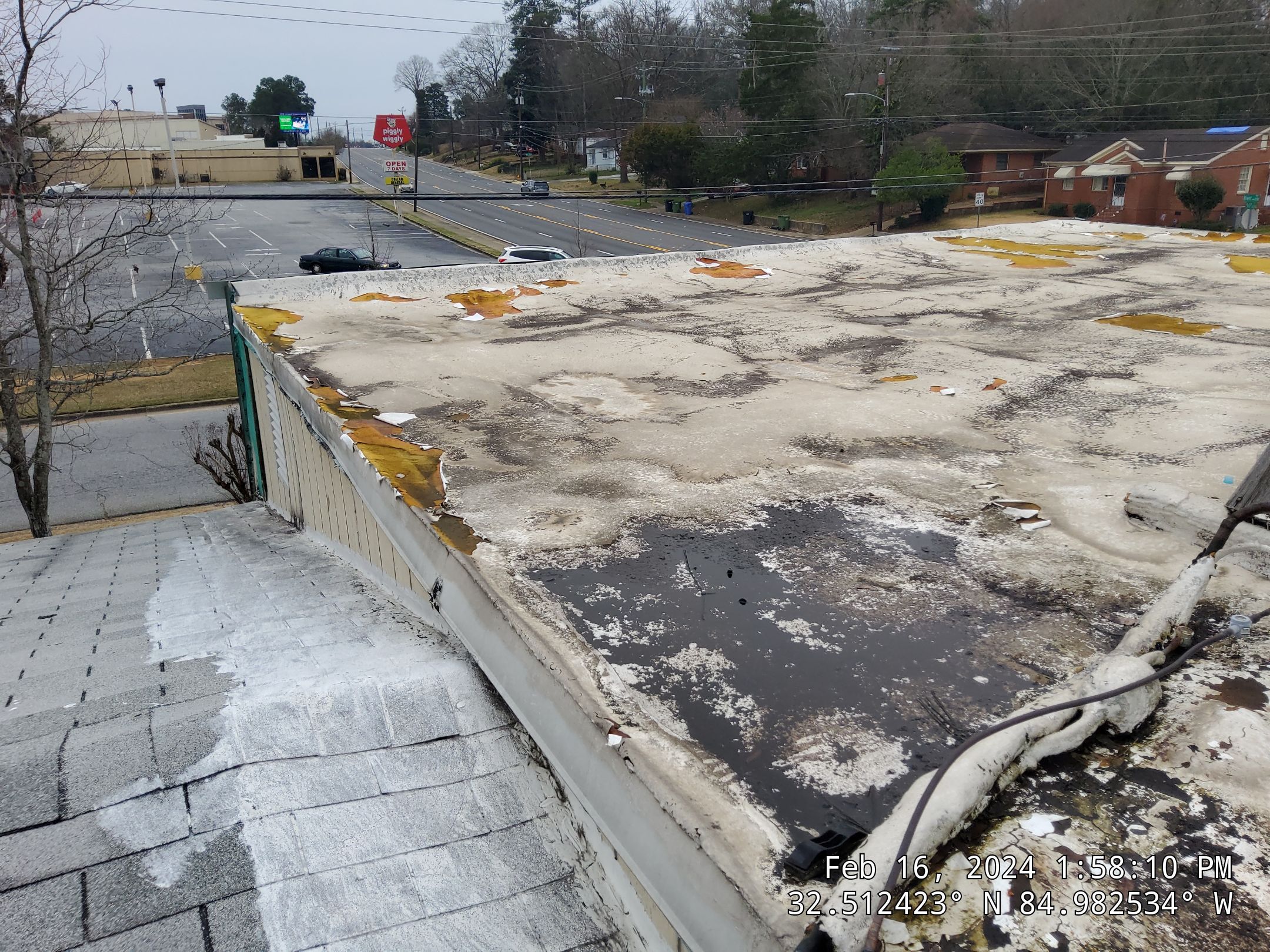 Master Clean Roof and Gutter Cleaning by iGreen Solutions