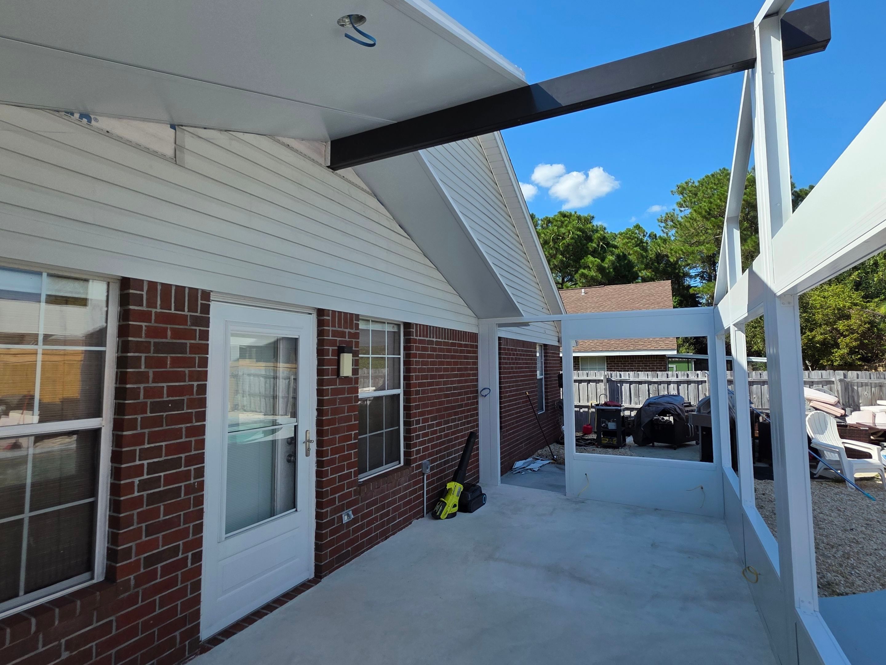 Fort Walton Beach Poolside Screen Room & Patio Cover by Titan Sunrooms