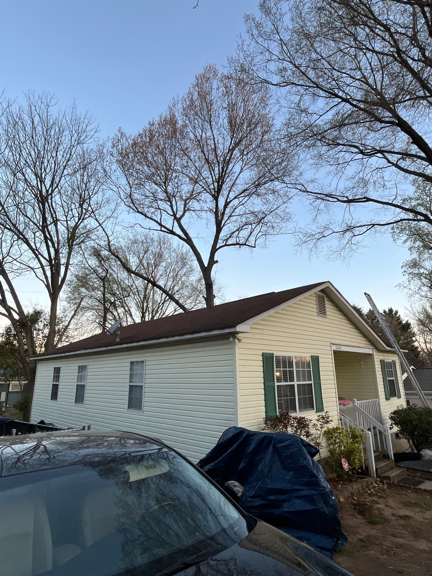 GAF HDZ Architectural Shingle in Charcoal by H&S Roofing and Gutter