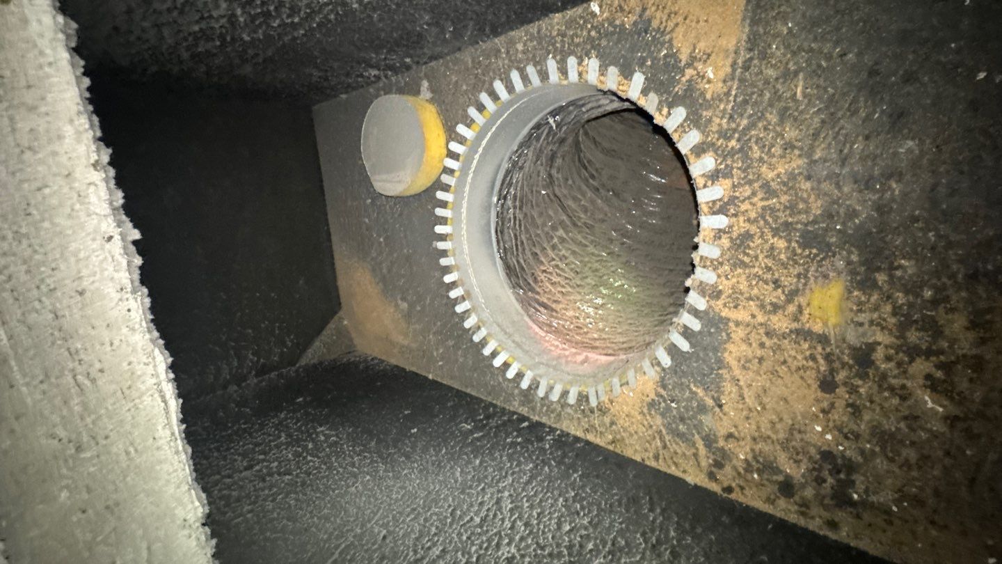 Dirty Air Duct Cleaning in Clermont by Hygienic Air, Inc