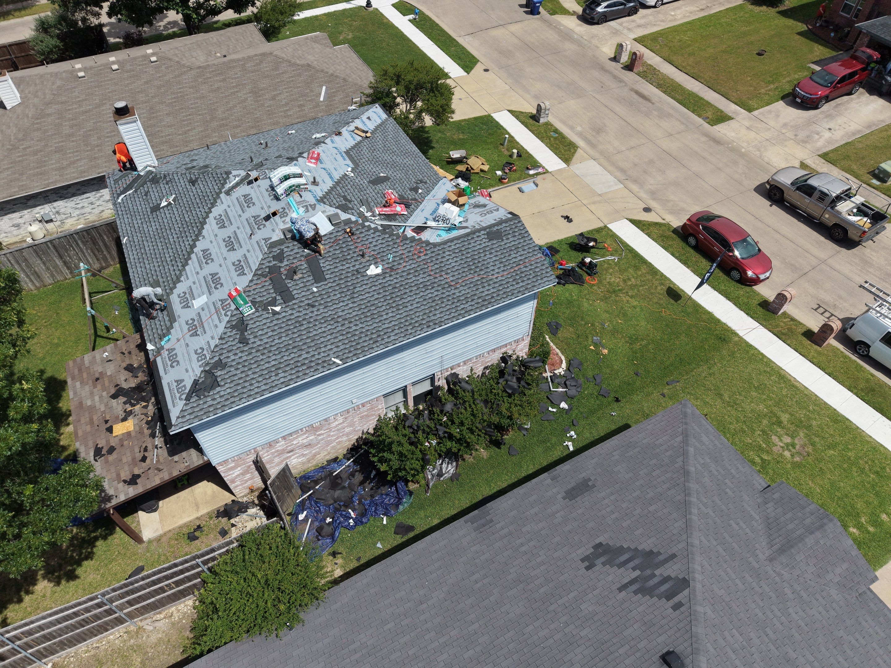 GAF UHDZ - Pewter Gray  by Elite Roofing LLC