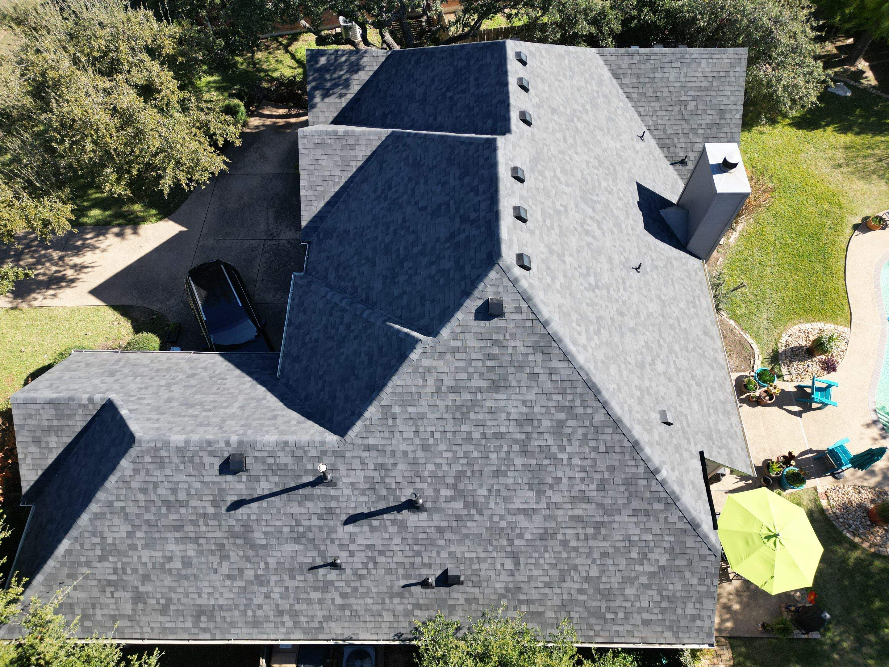 Midnight Black - Malarkey Vista by RoofsOnly.com