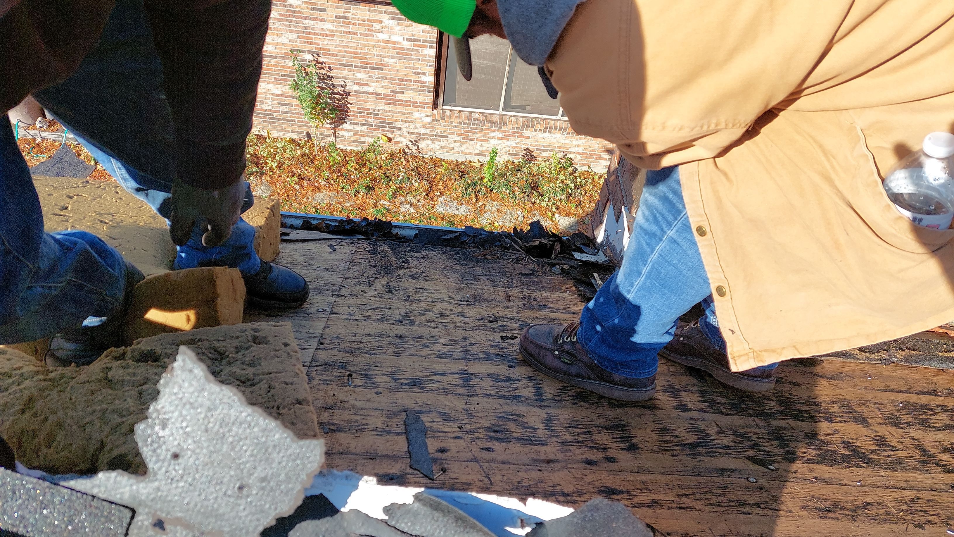 Liberty Township - Pristine Black by Tamlin Roofing