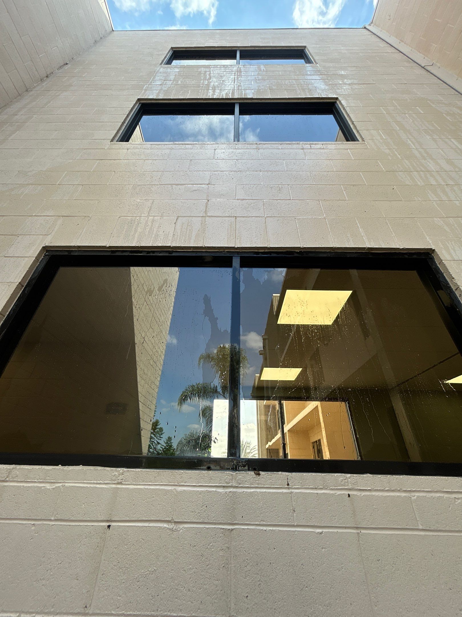 Commercial Exterior Windows cleaning by La Power Washing Inc
