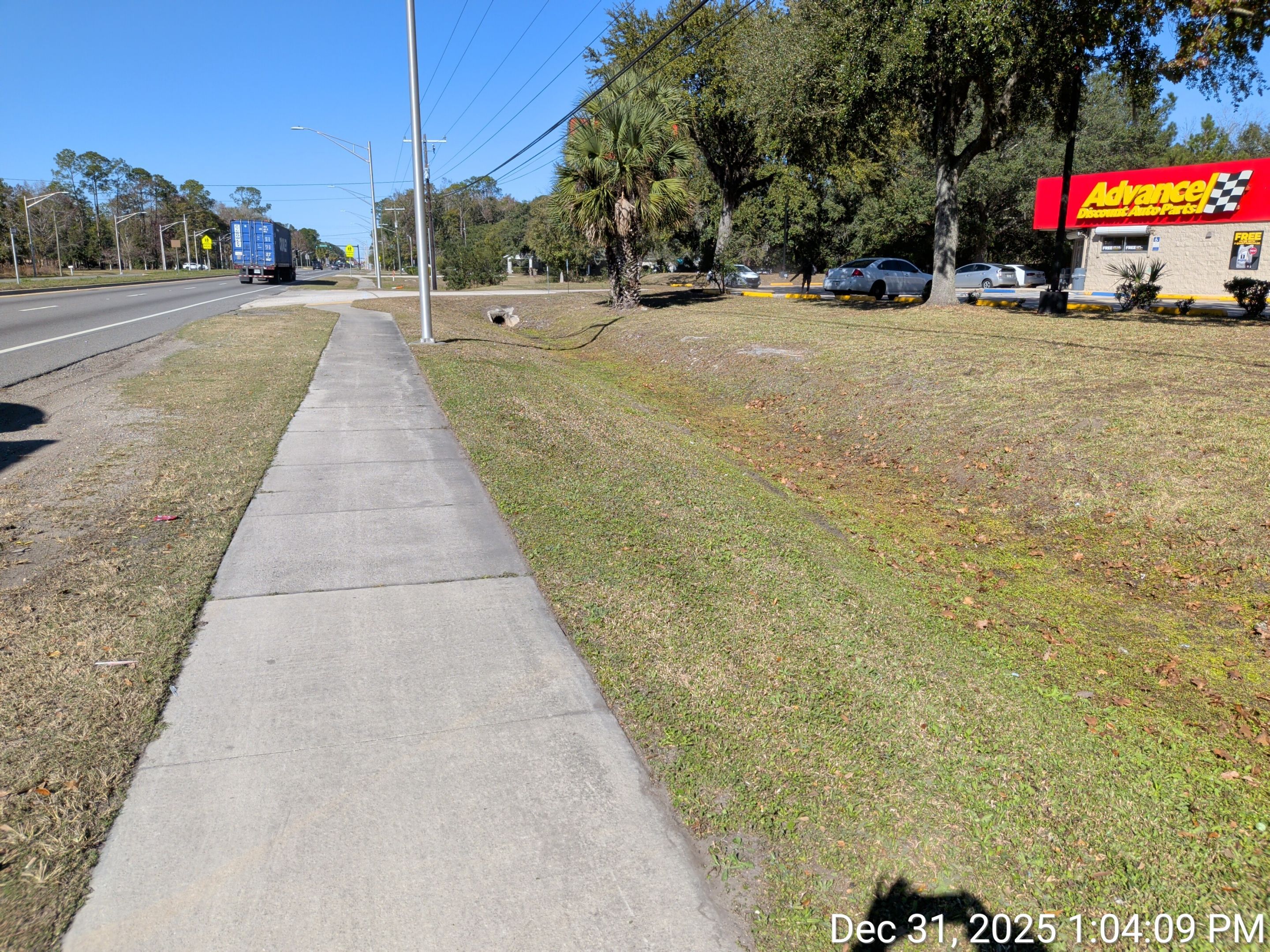 Commercial Grounds Maintenance — National Retail & Automotive Locations by Harmoni Home Services