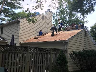 Residential Roofing Installation using Landmark Shingles Color Weatherwood