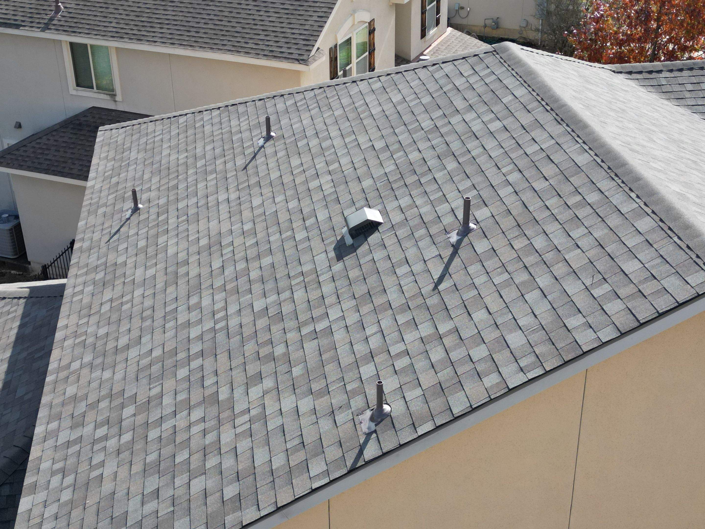 Driftwood - Owens Corning TruDefinition Duration by RoofsOnly.com