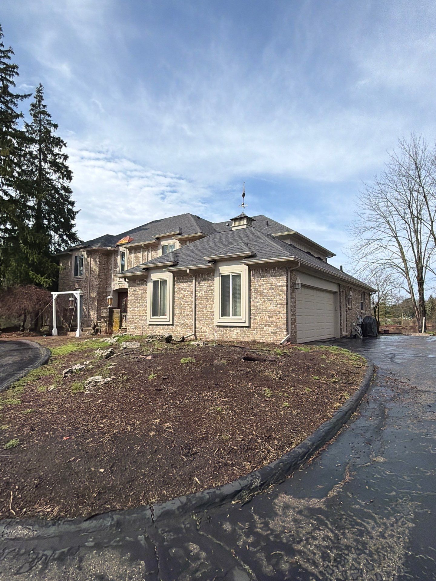 Roof replacement using Owens Corning Starter Shingles by 180 Contractors