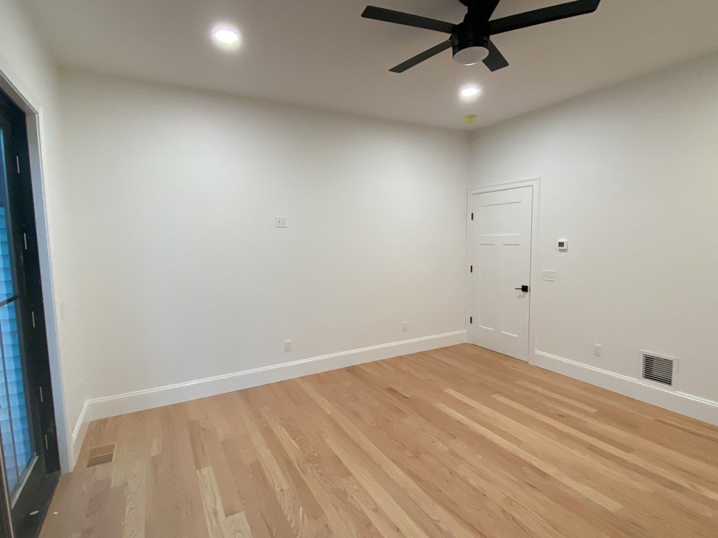 Interior Painting using Snowbound White  by EXCELLENCE | CARTO