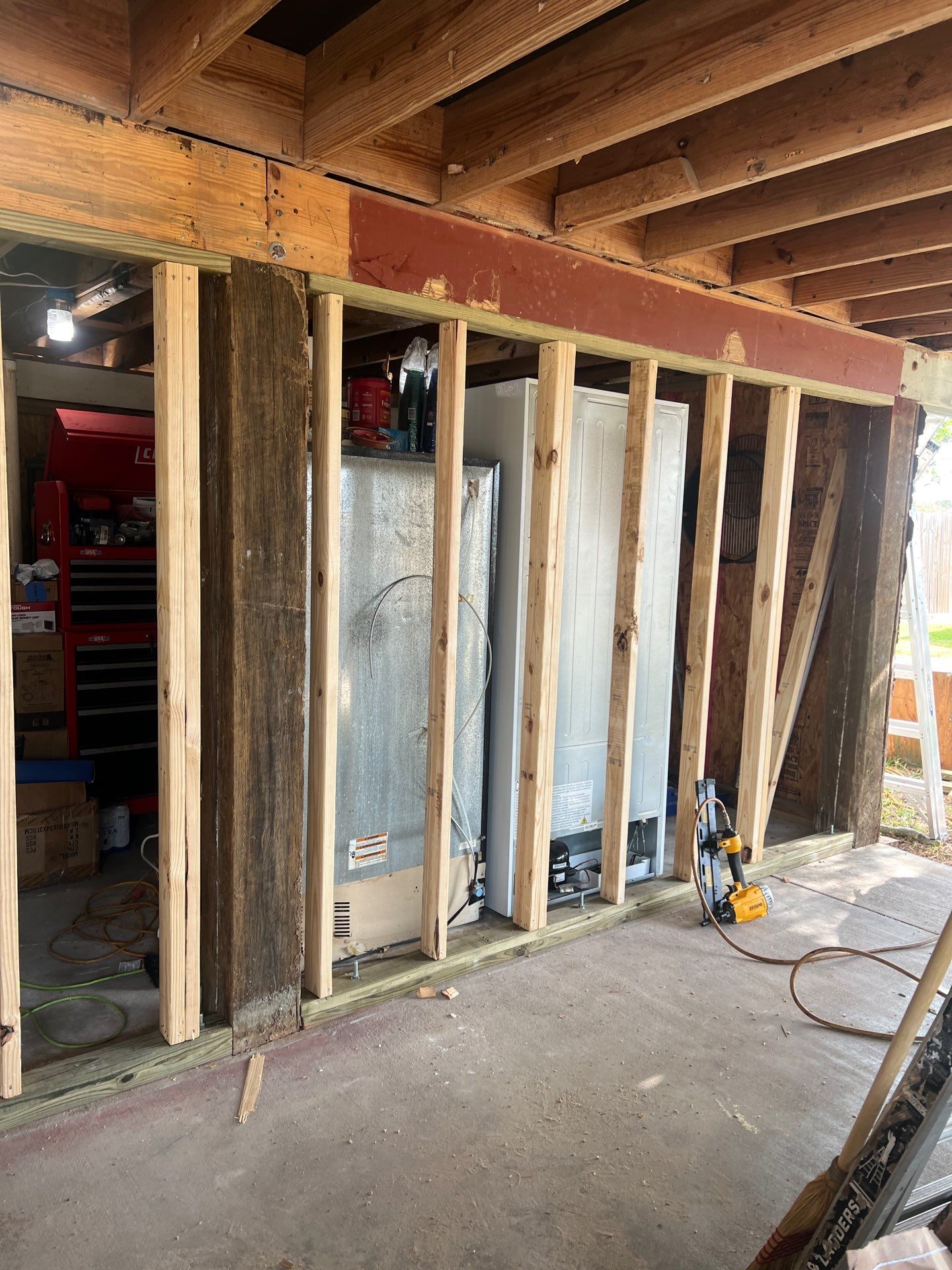 Bayfront Knows Breakaway Walls! by Bayfront Roofing and Construction
