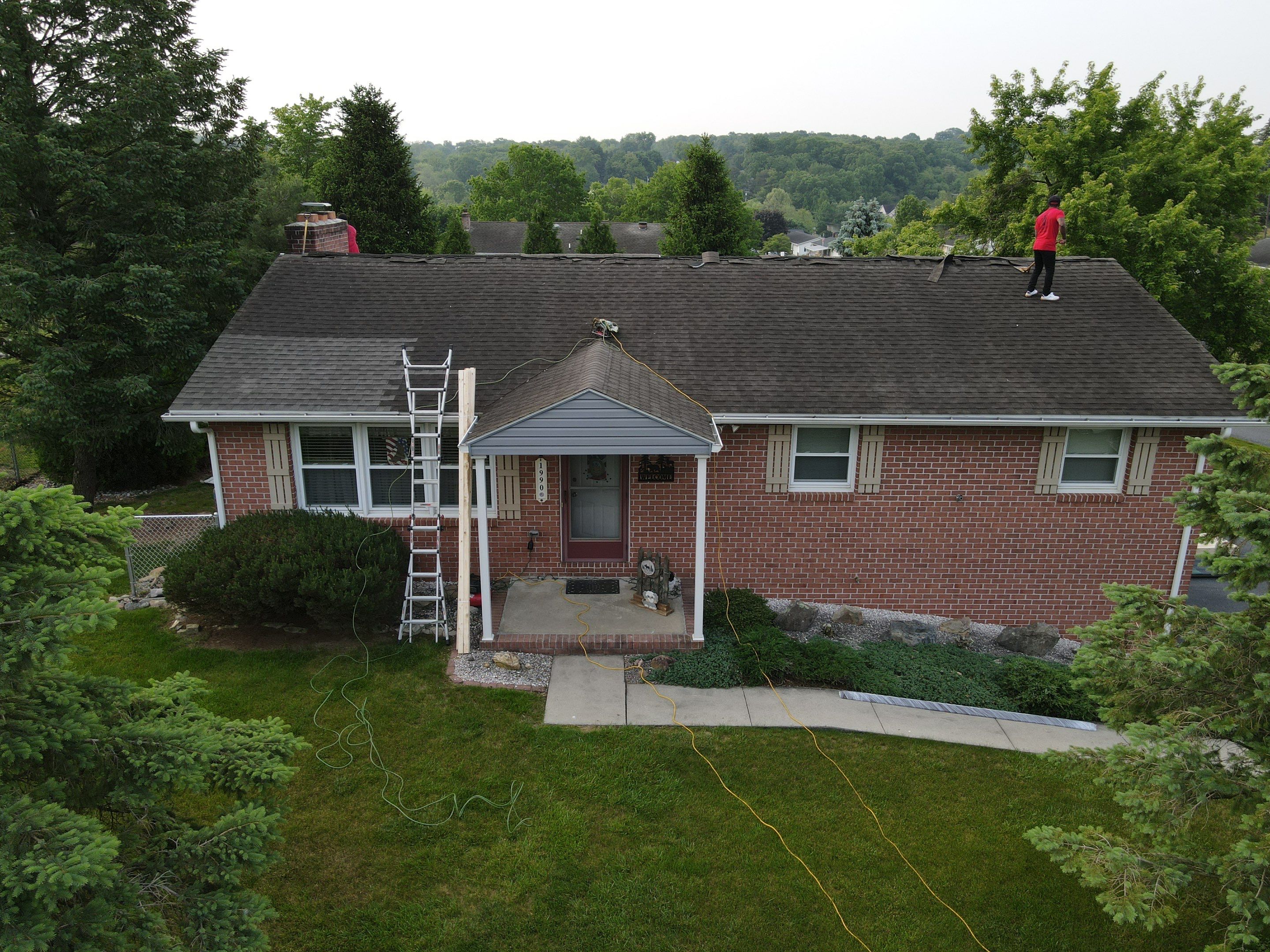Everlast Azm Brown by Teflon Roofing