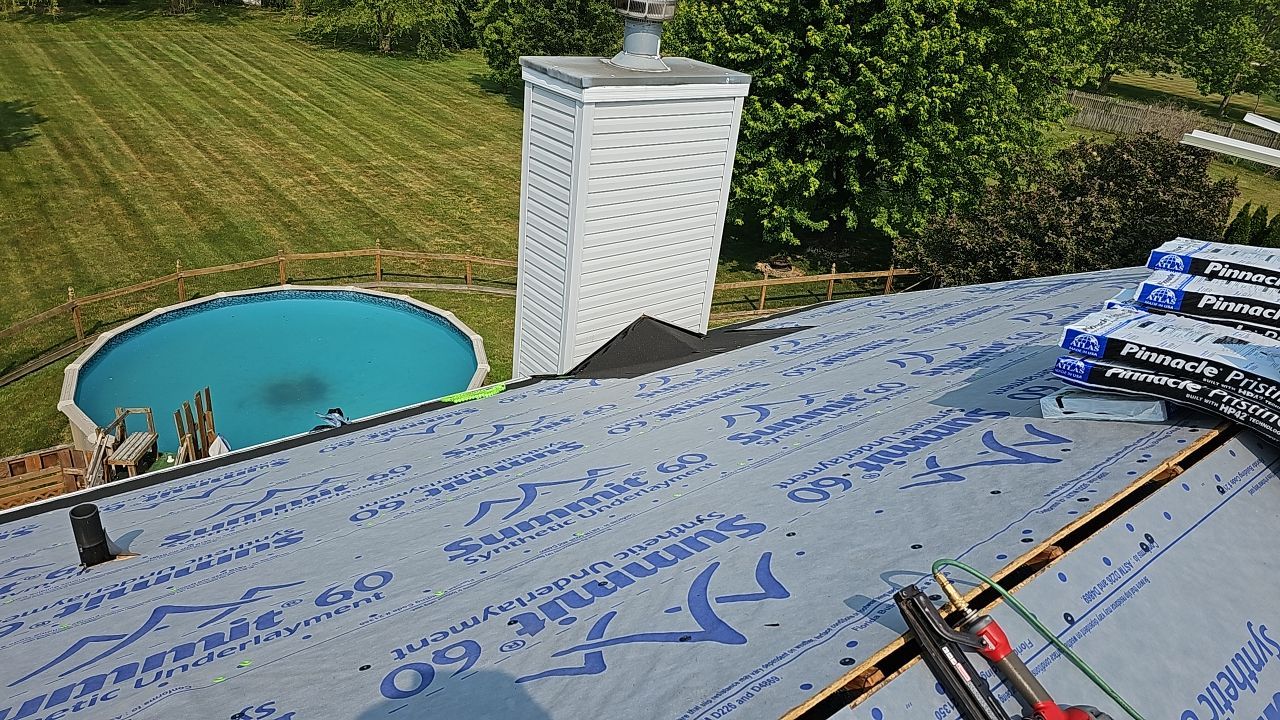 ATLAS PINNACLE COLOR: COASTAL GRANITE by Eagle Eye Roofing