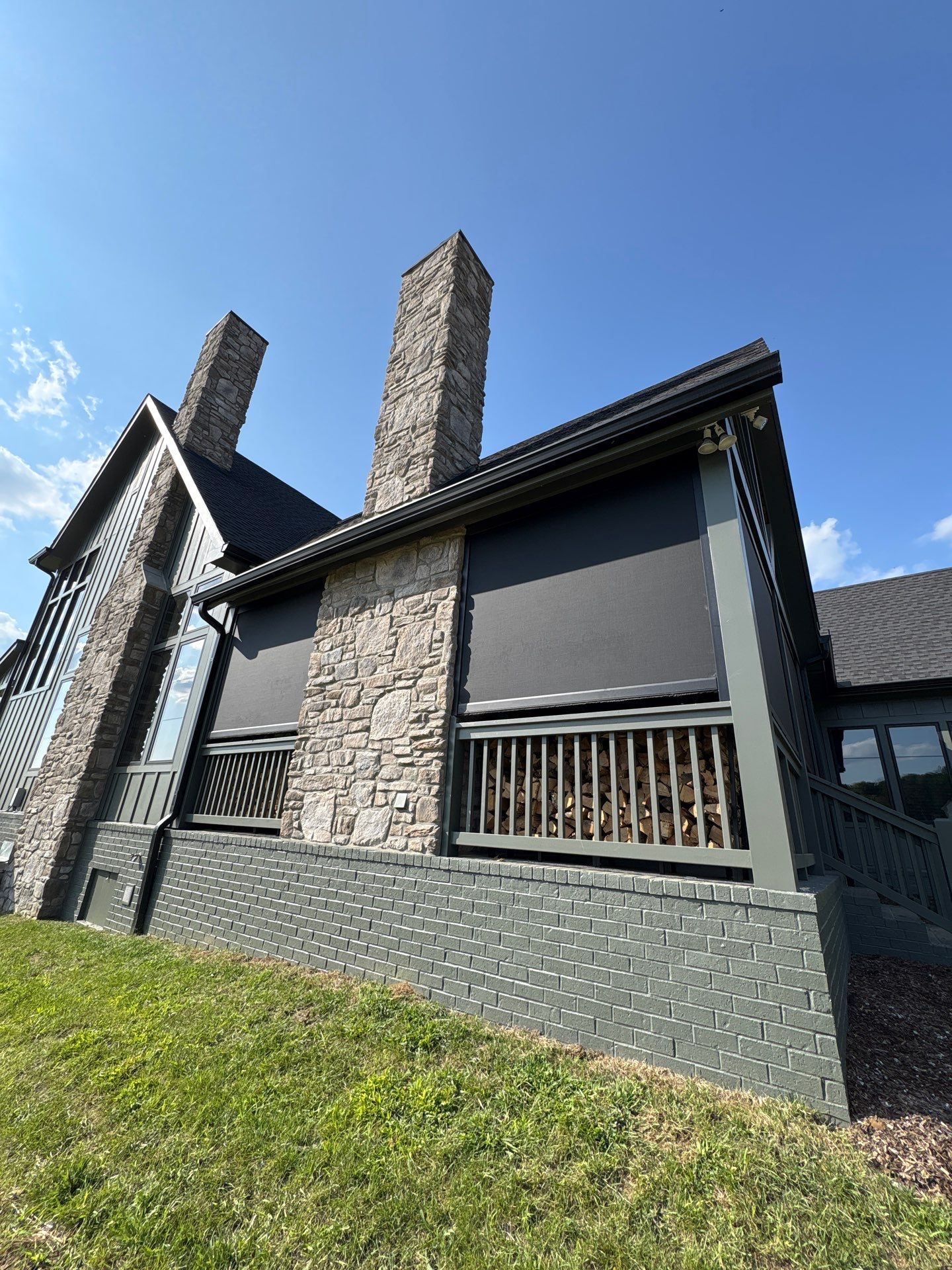 95% Screens in Bond Mill Springs by Tennessee Shade Company