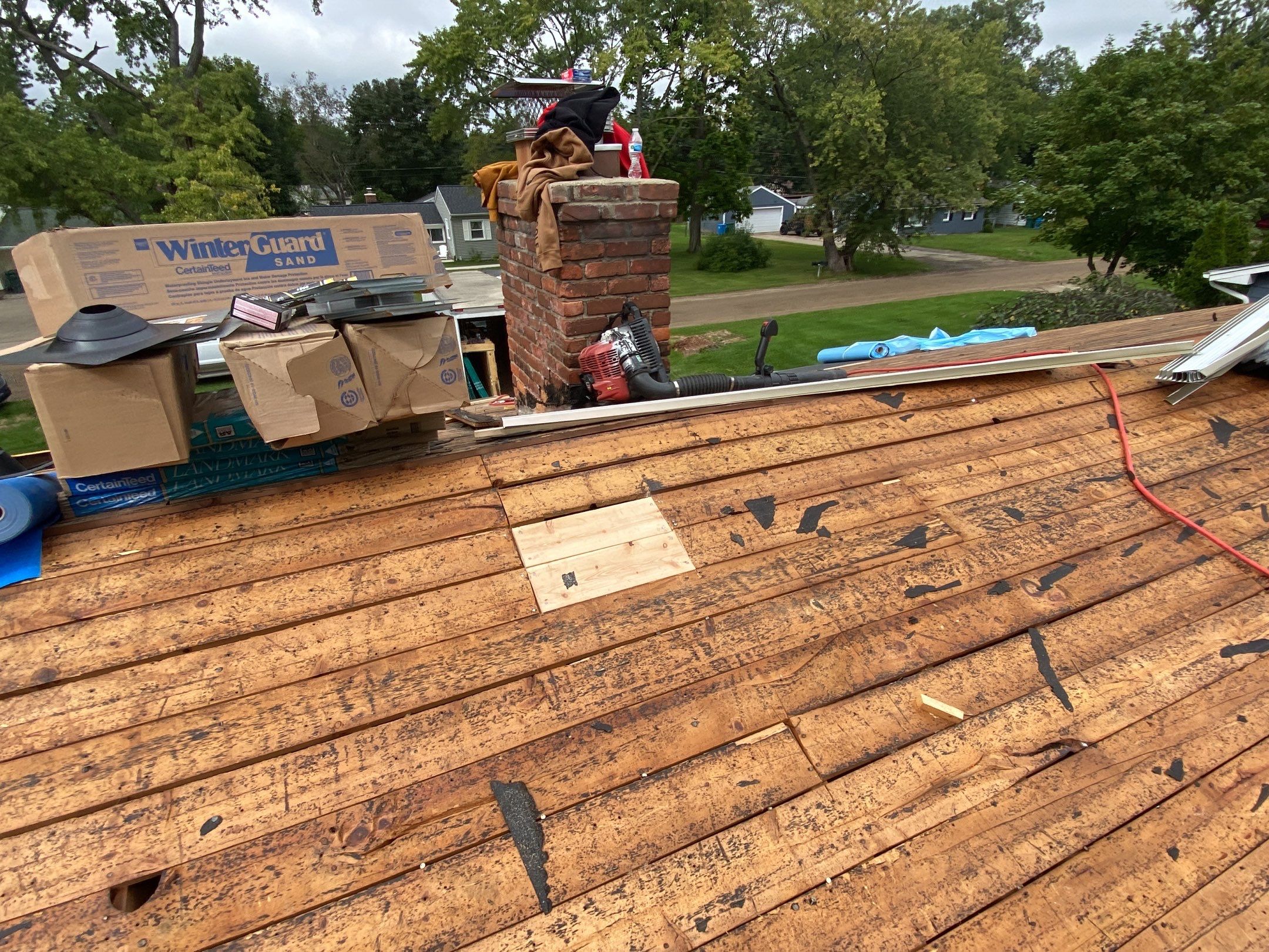 Roof Replacement using CertainTeed Landmark Pro by 180 Contractors